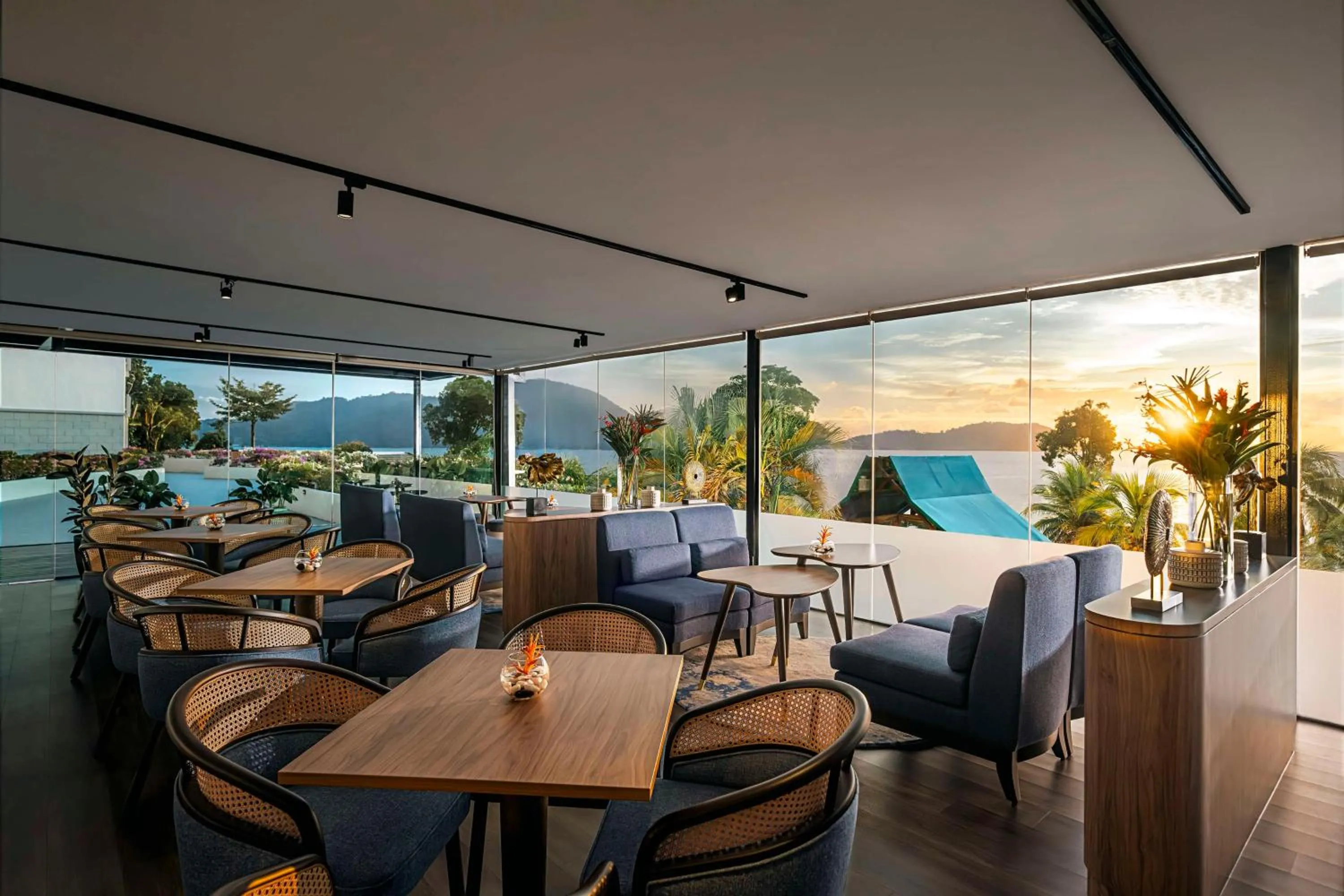 Restaurant/places to eat in DoubleTree by Hilton Damai Laut