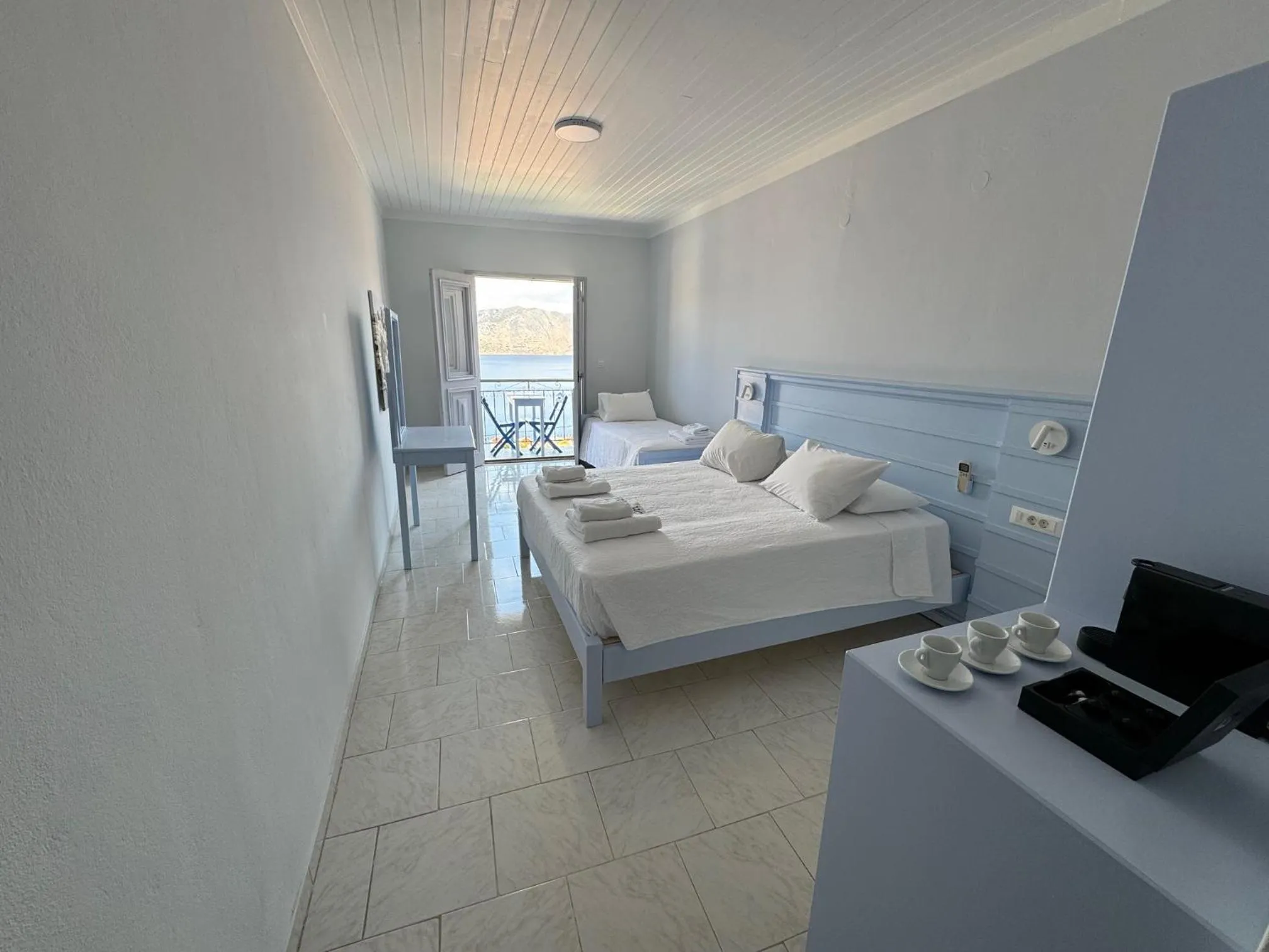 Bedroom, Bed in Hotel Fiona Symi