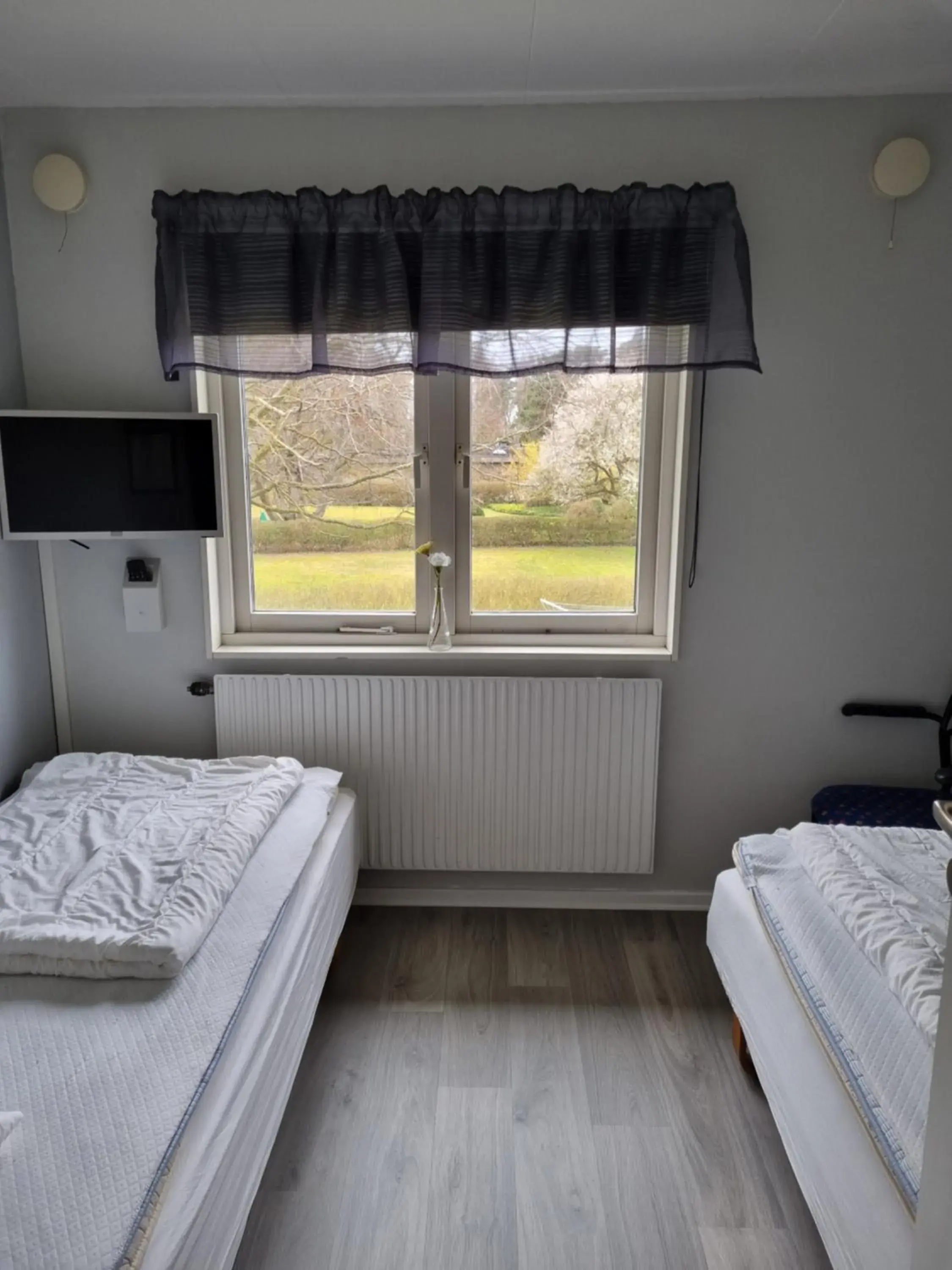 Twin Room with Shared Bathroom in Nyckelbo Vandrarhem Twin Room with Shared Bathroom in Nyckelbo Vandrarhem