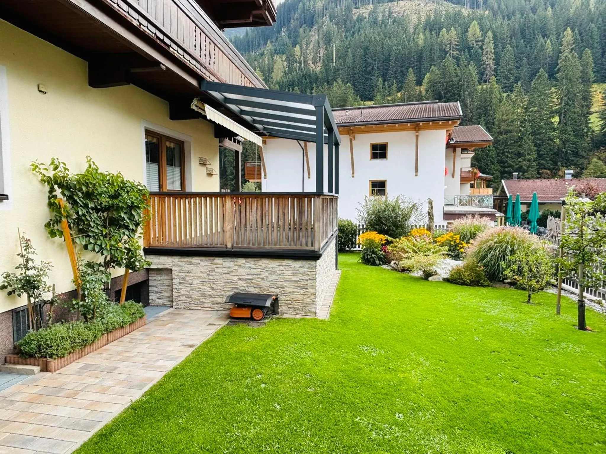 Garden in Aparthotel Dorfplatzl Garni Apartments & B&B