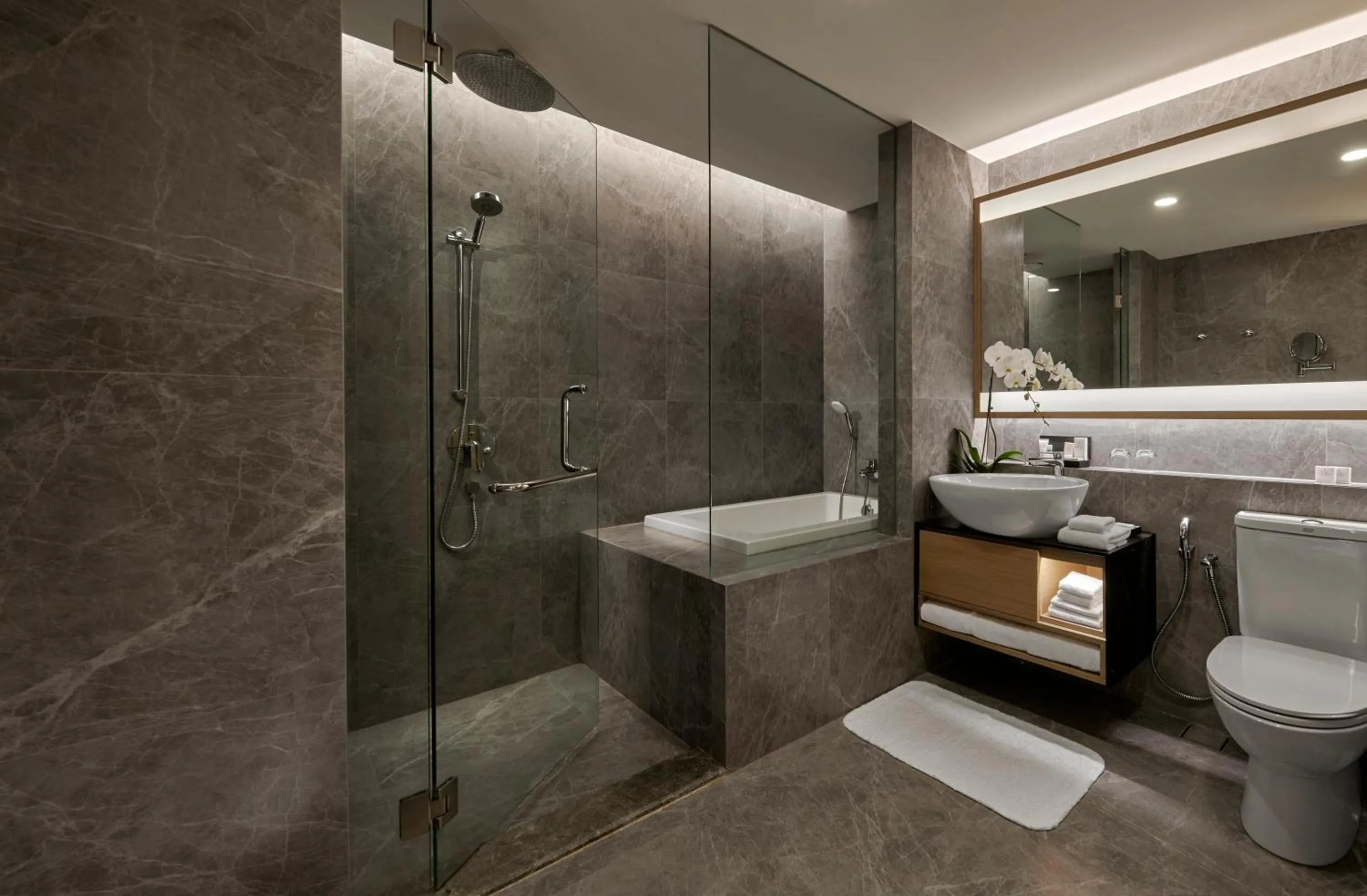 Shower in JW Marriott Kuala Lumpur