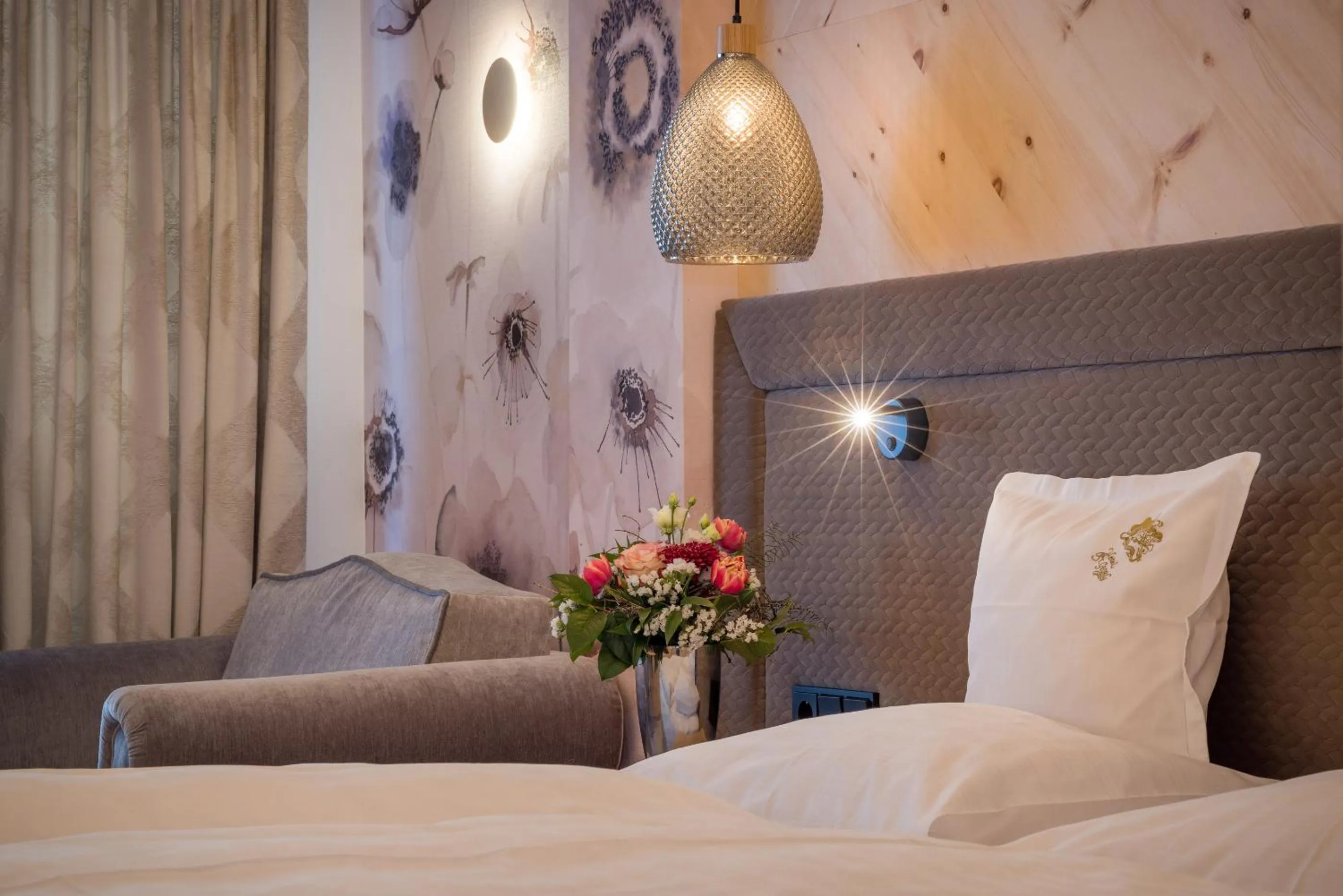 Photo of the whole room, Bed in Hotel St. Georg