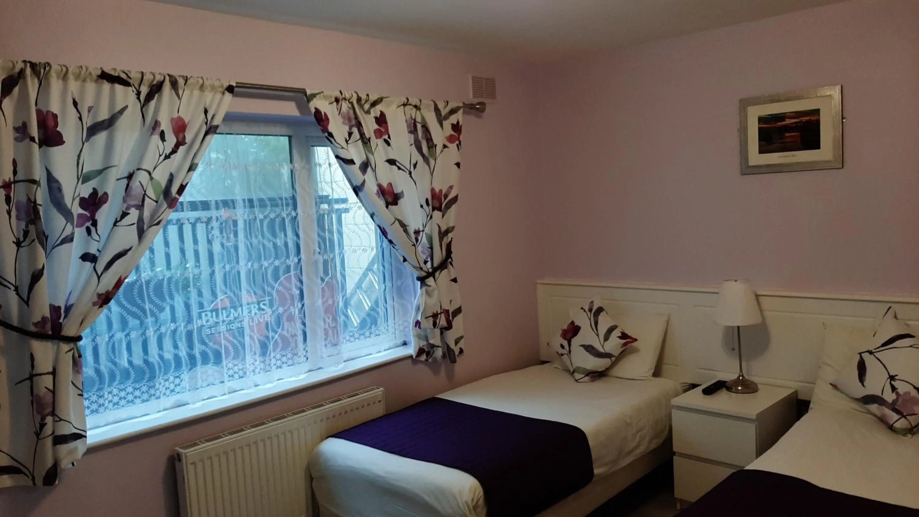 Bedroom, Bed in The 'Rafter's Gastropub