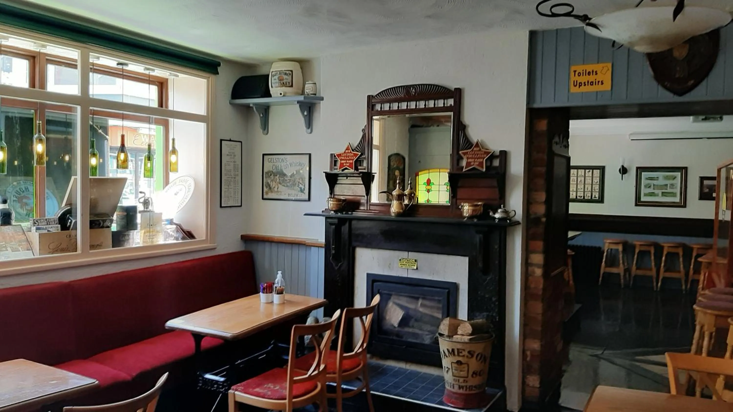 Lounge or bar in The 'Rafter's Gastropub