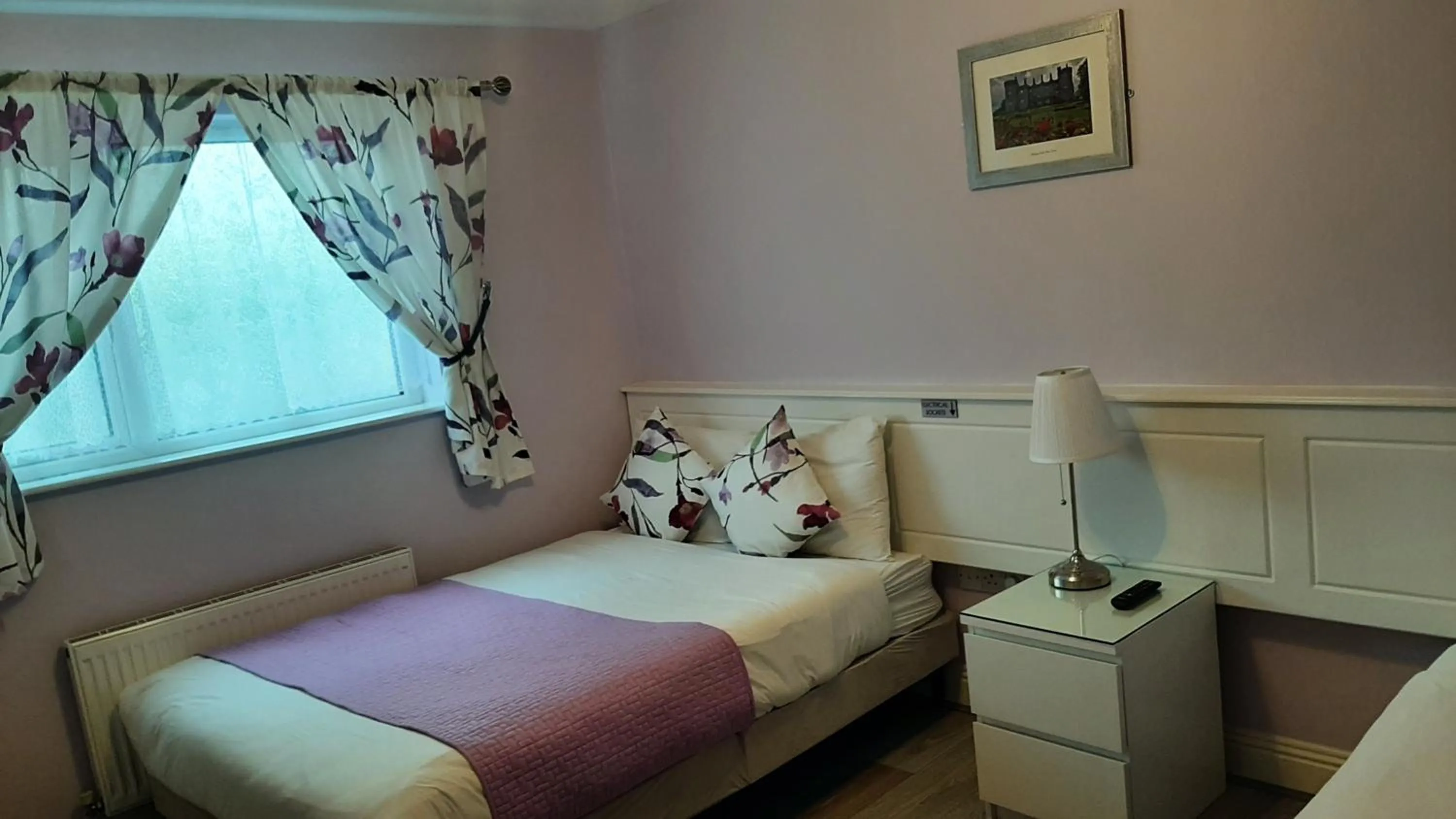 Bedroom, Bed in The 'Rafter's Gastropub