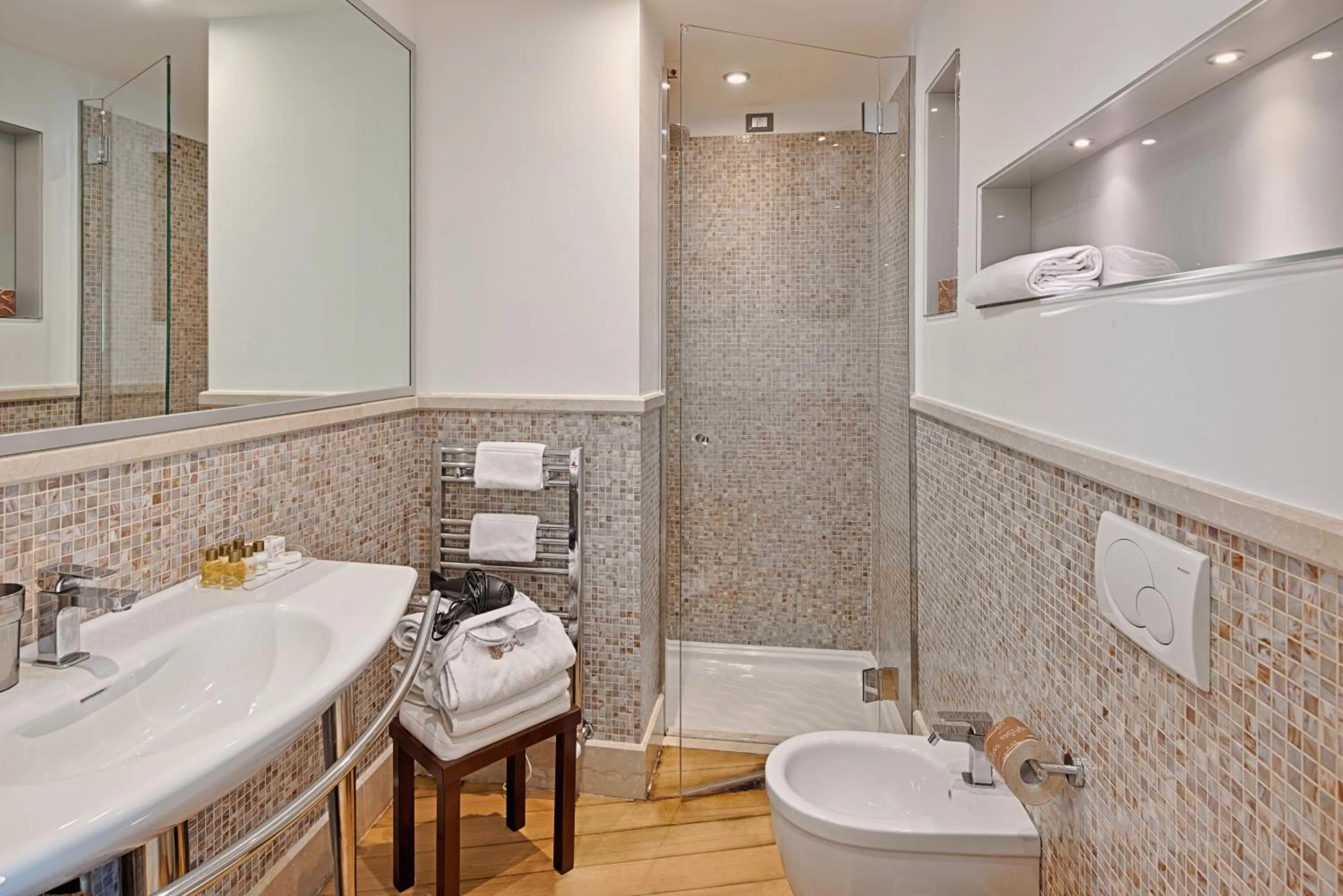 Bathroom in Hotel Riviera dei Fiori