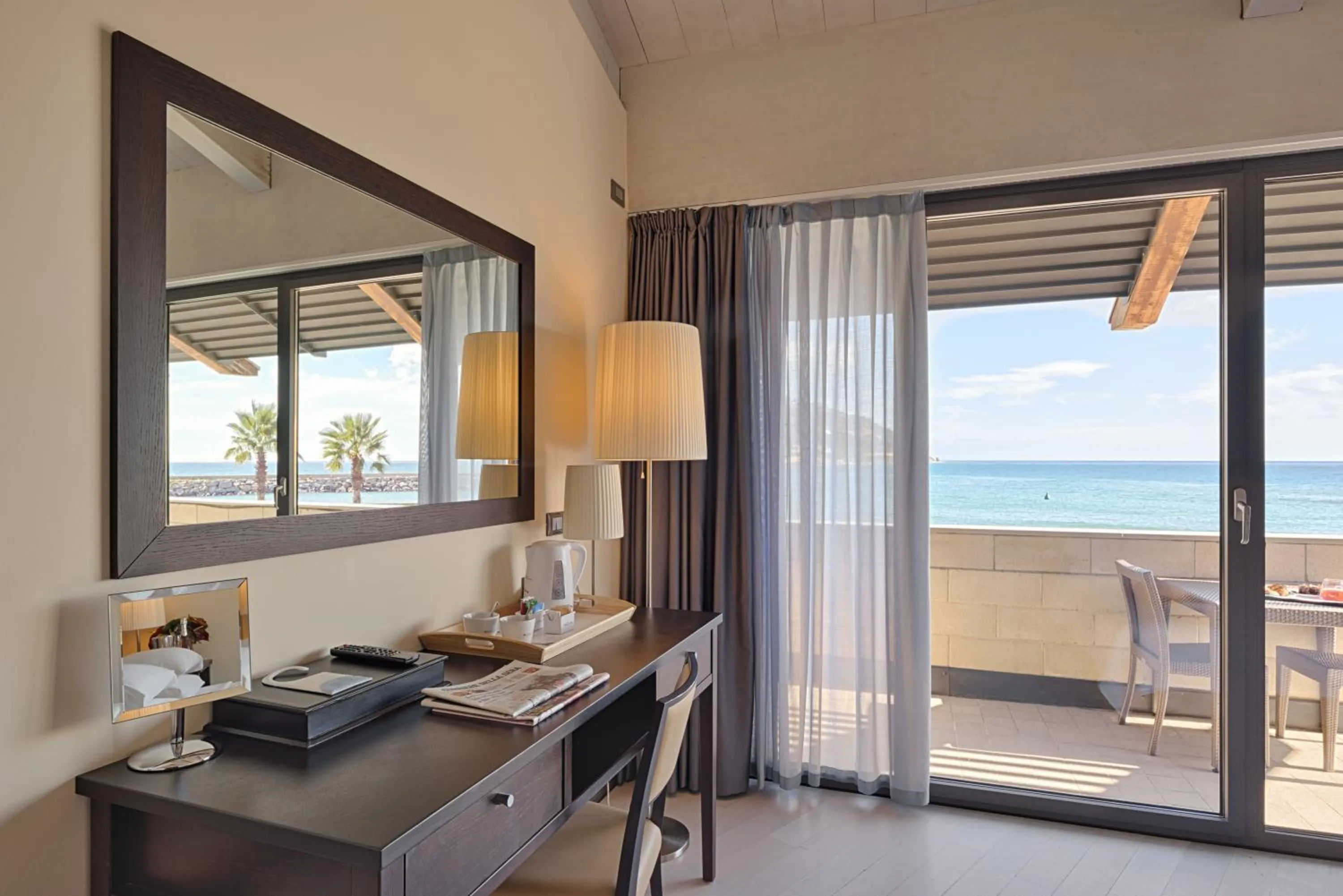 Coffee/tea facilities in Hotel Riviera dei Fiori