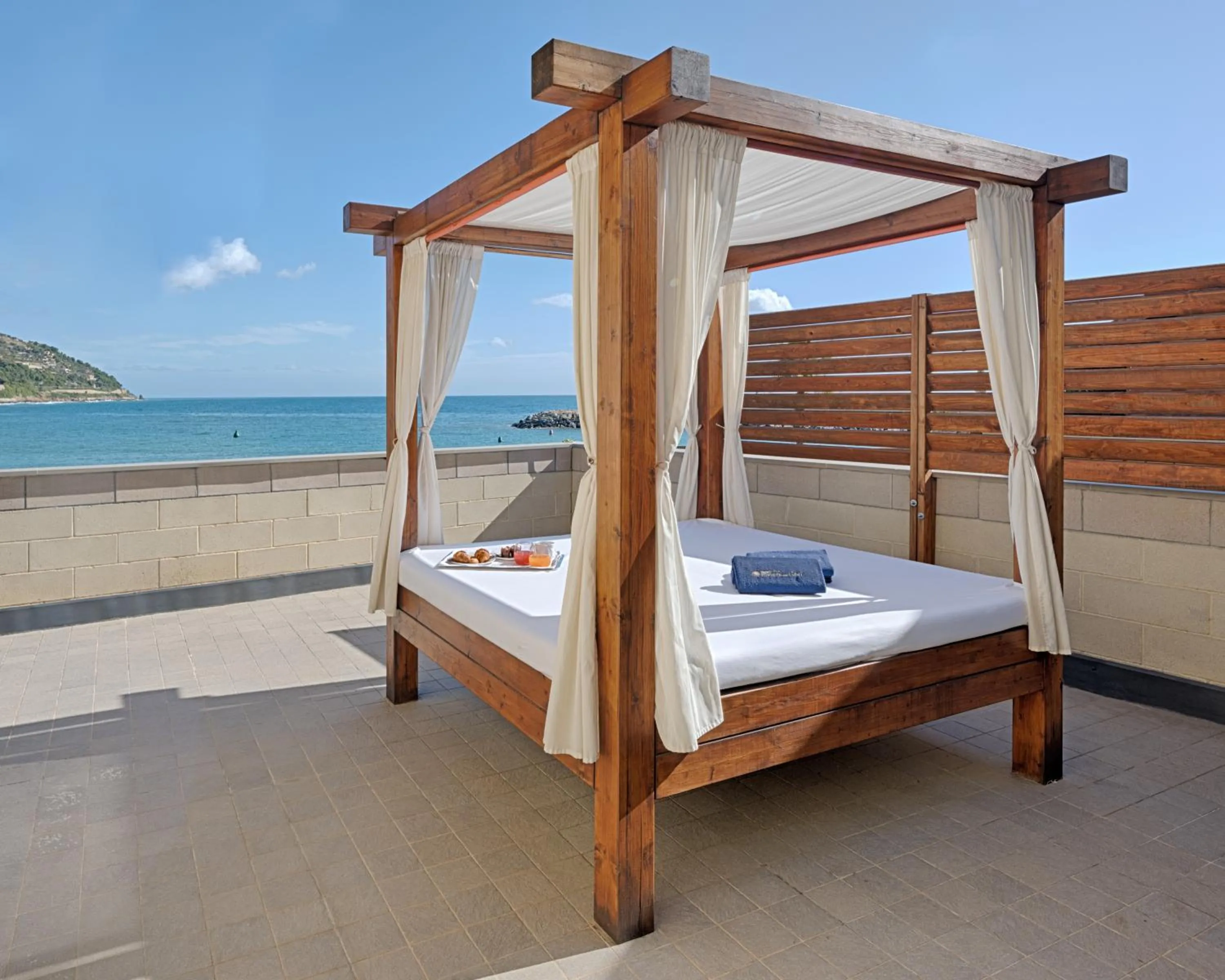 Balcony/Terrace, Bed in Hotel Riviera dei Fiori