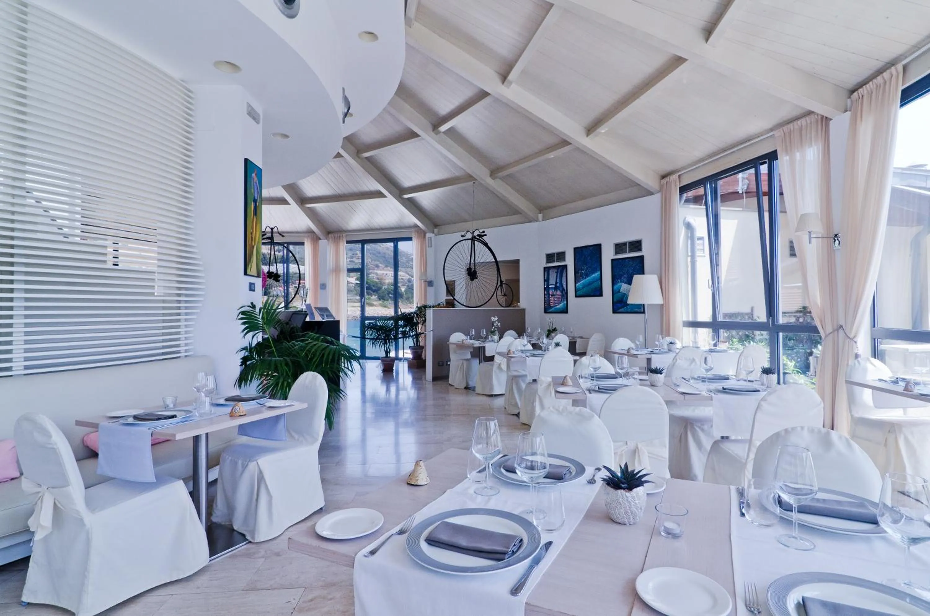 Restaurant/places to eat in Hotel Riviera dei Fiori