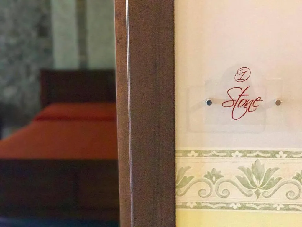 Decorative detail, Bed in Eleven Bed & Breakfast