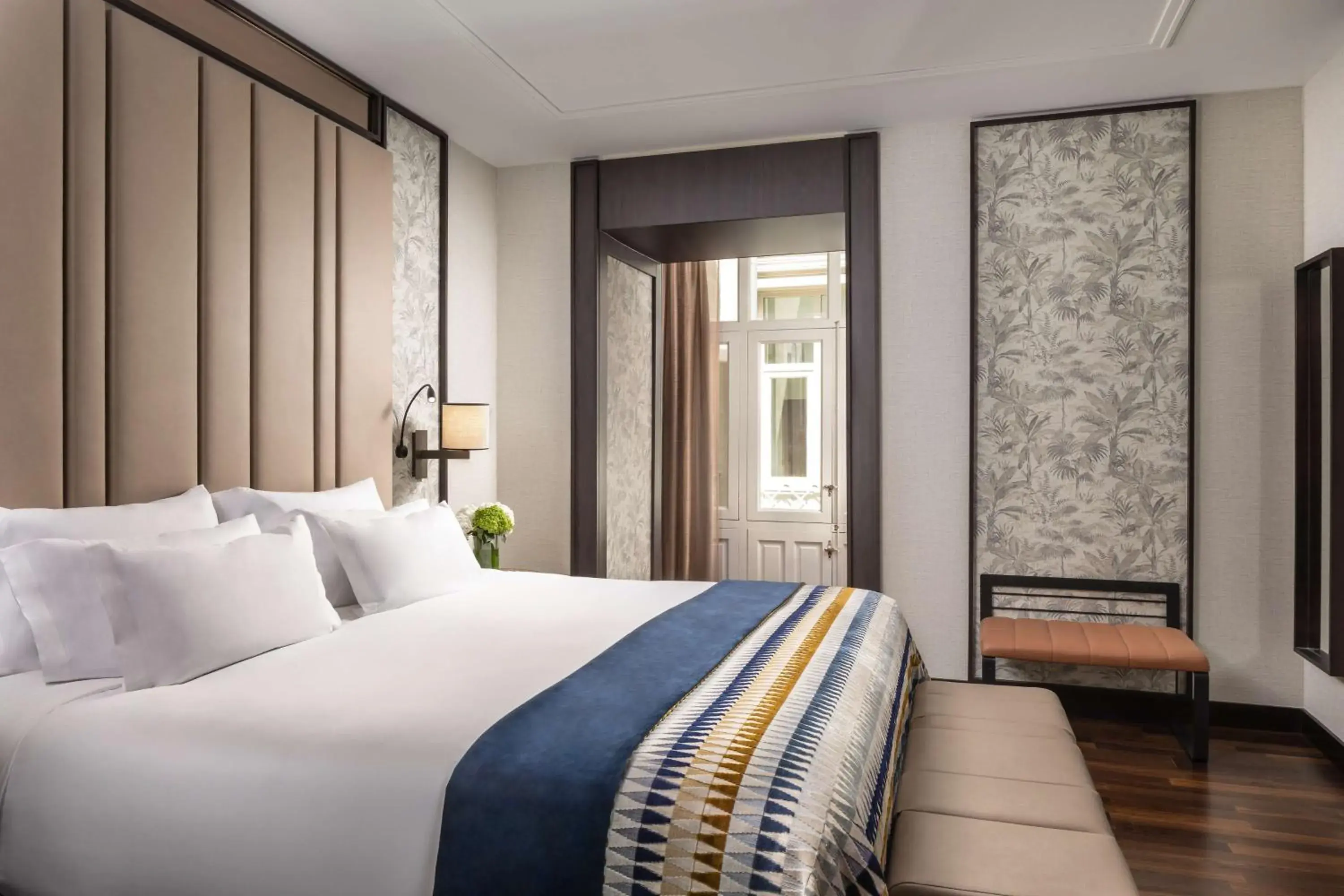 Deluxe Double or Twin Room in NH Collection Madrid Palacio de Tepa Deluxe Double or Twin Room in NH Collection Madrid Palacio de Tepa