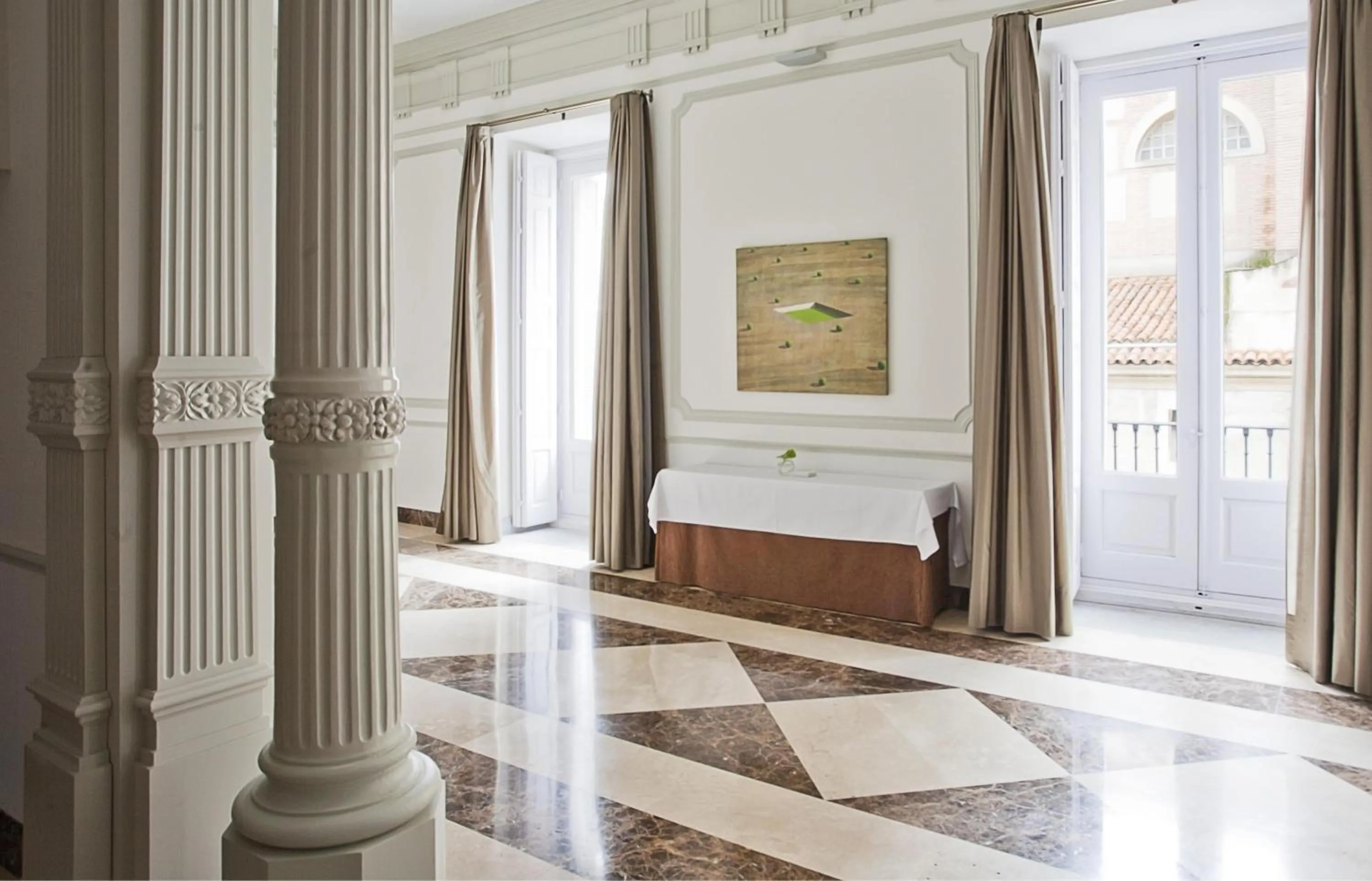 Meeting/conference room in NH Collection Madrid Palacio de Tepa