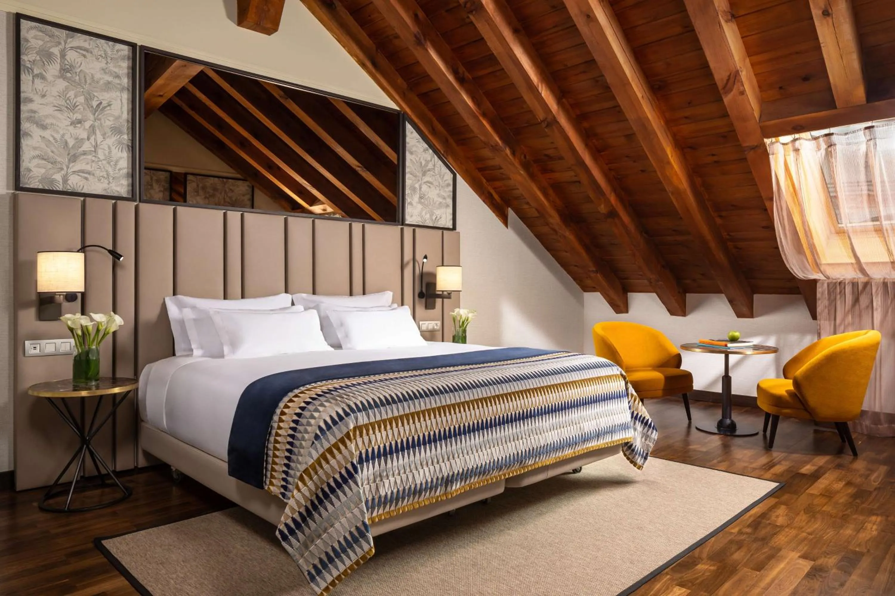 Bedroom, Bed in NH Collection Madrid Palacio de Tepa