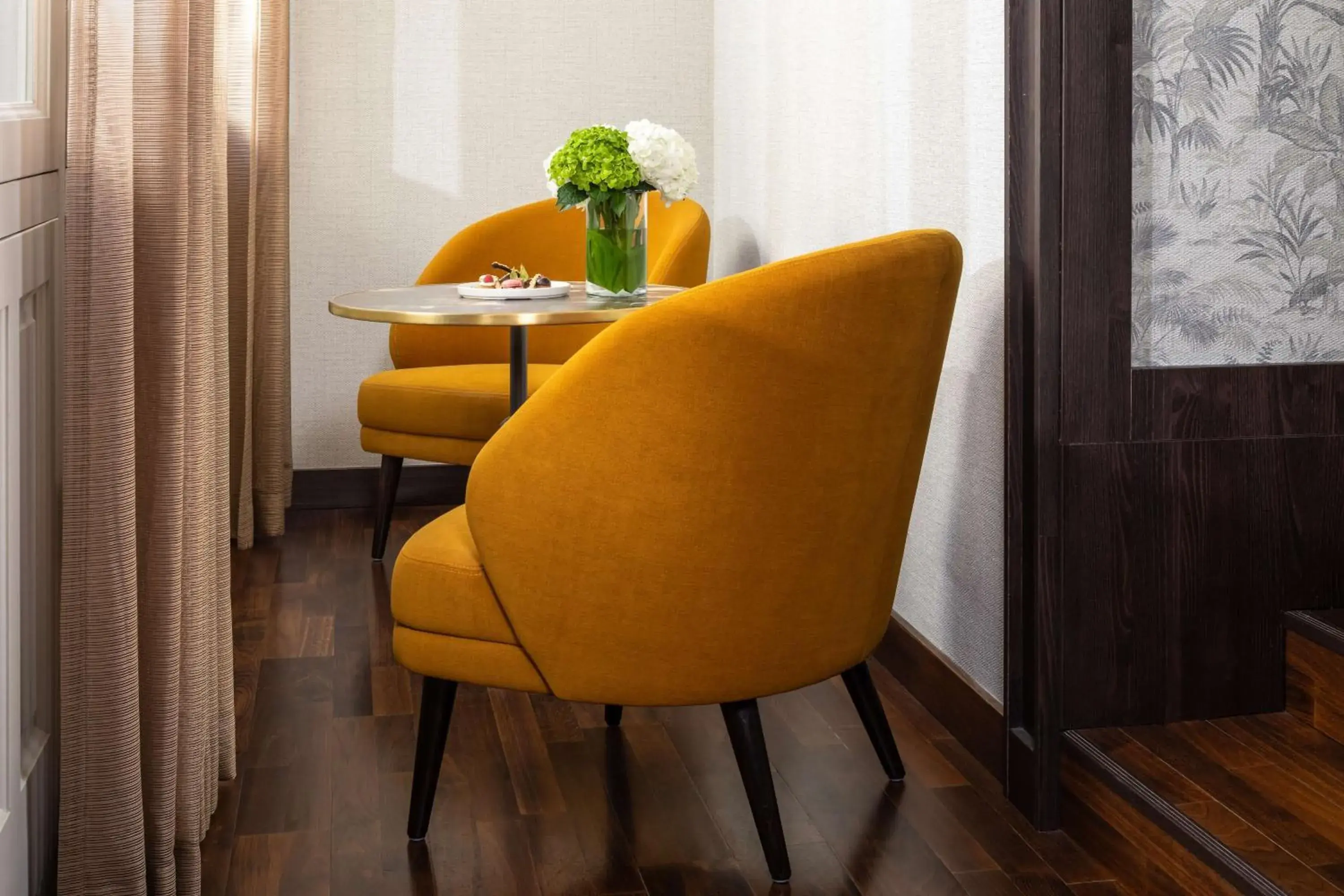 Family Room (2 Adults + 1 Child) in NH Collection Madrid Palacio de Tepa Family Room (2 Adults + 1 Child) in NH Collection Madrid Palacio de Tepa