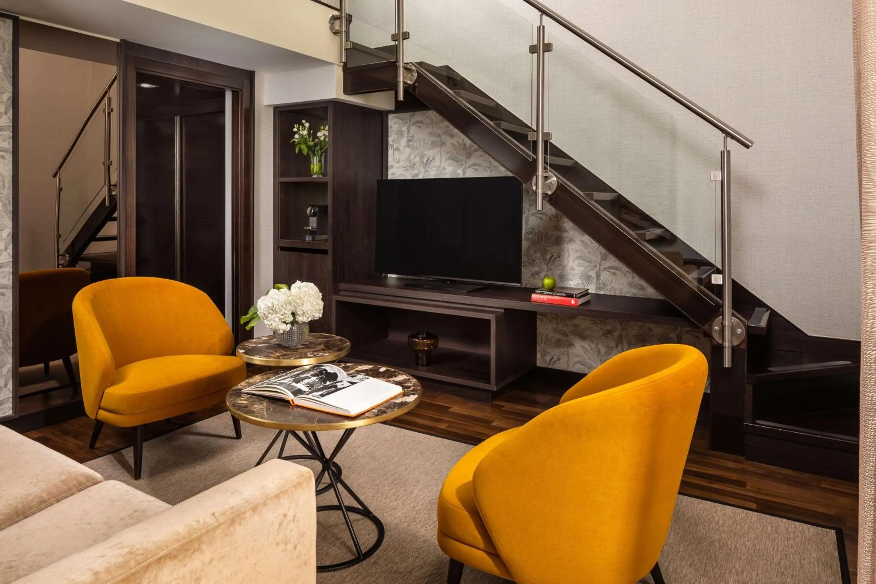 Photo of the whole room in NH Collection Madrid Palacio de Tepa