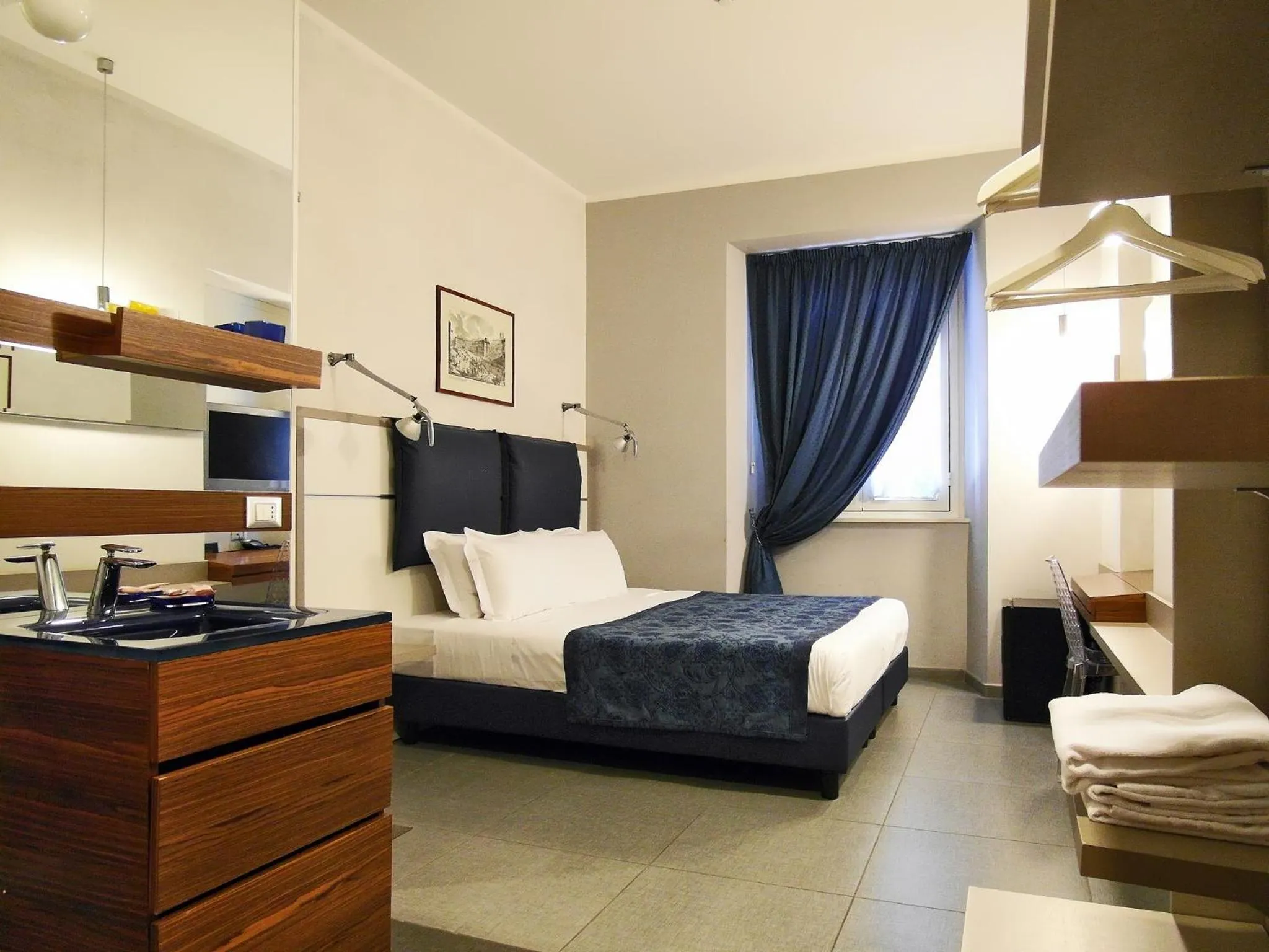 Bed in Hotel California