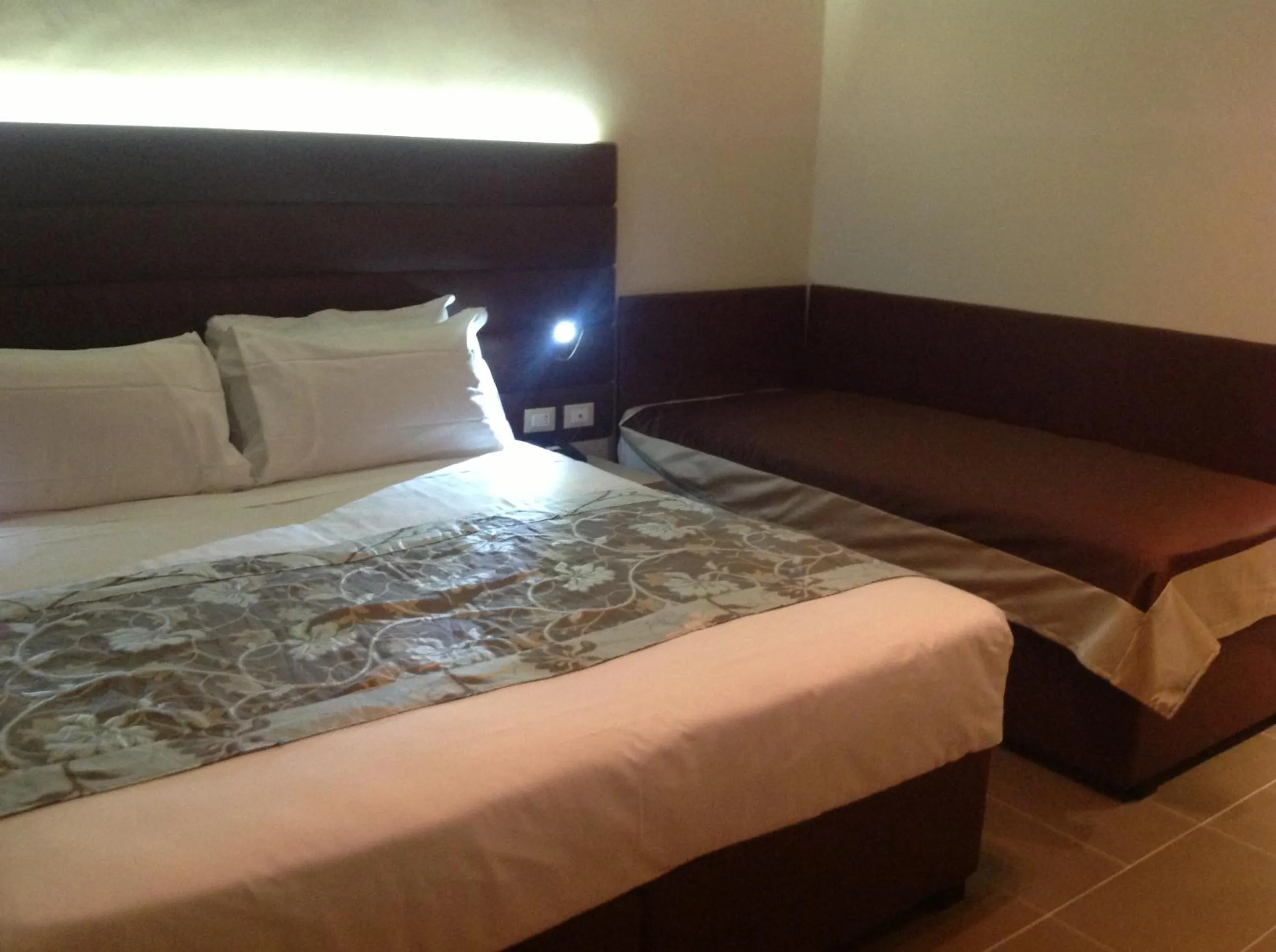 Bed in Hotel California