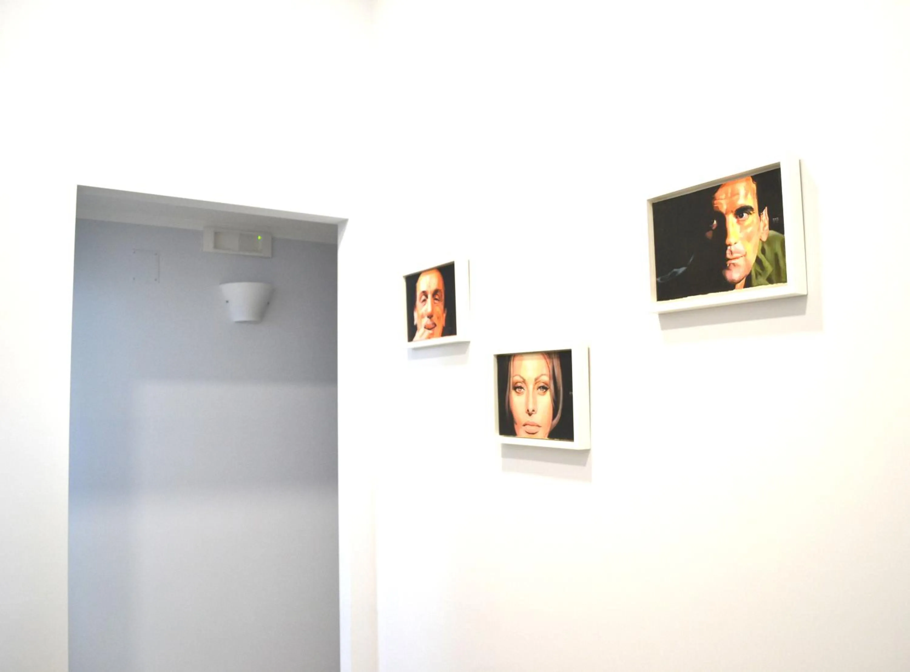 Decorative detail in Il Viaggio di Dante Historical Center