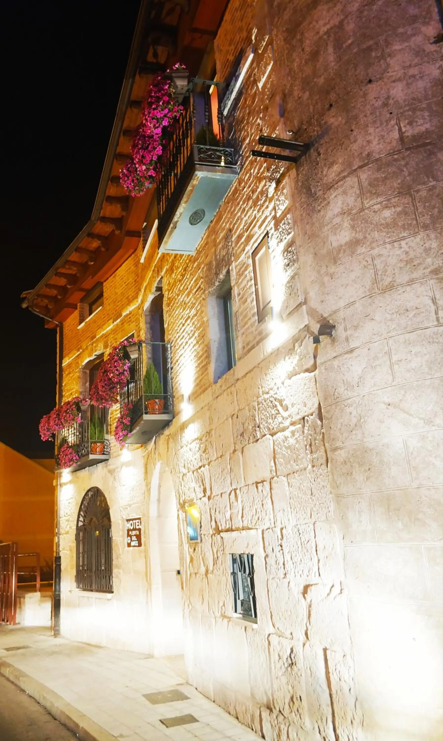 Hotel Puerta del Arco