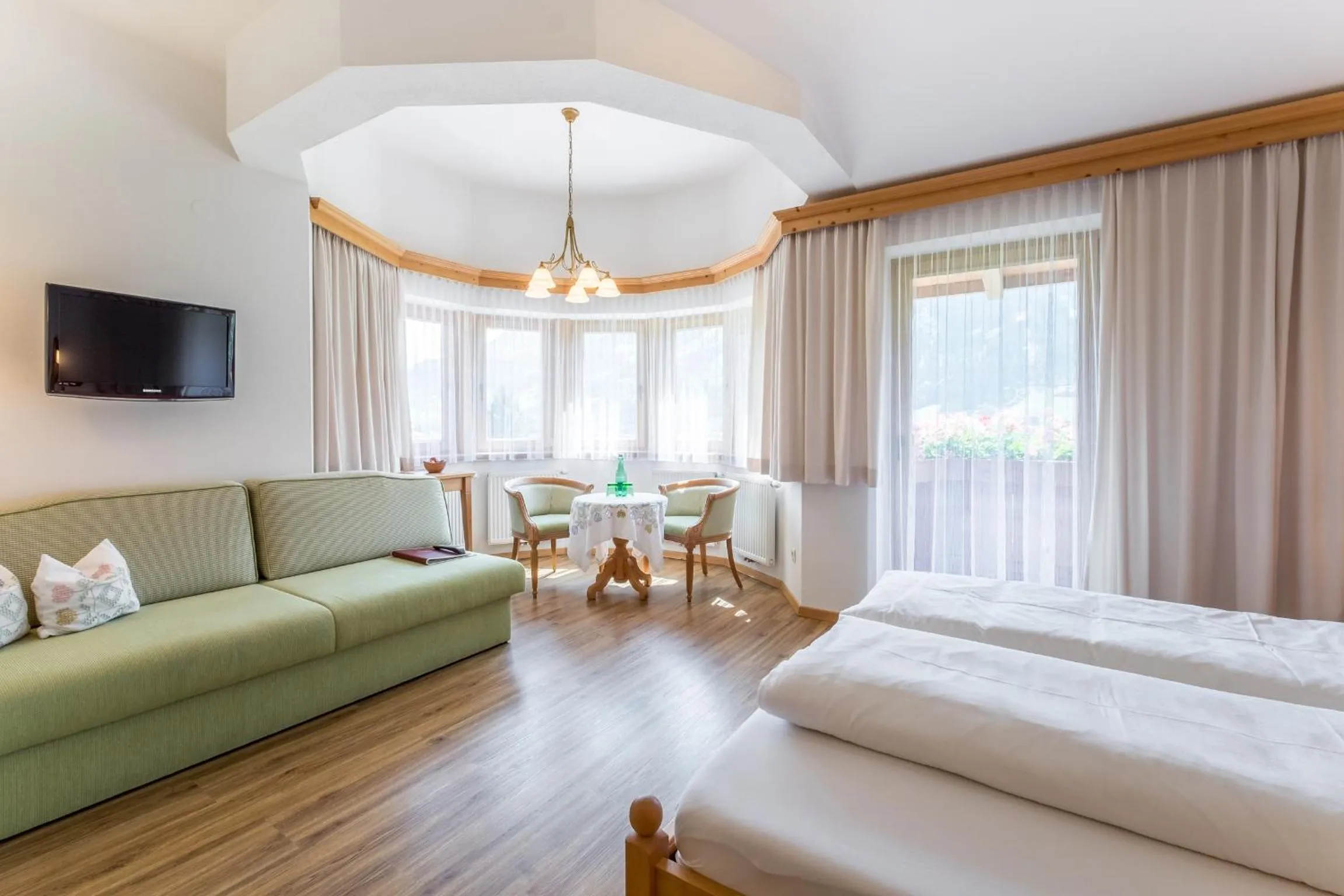 Photo of the whole room, Bed in Hotel Riedl im Zillertal