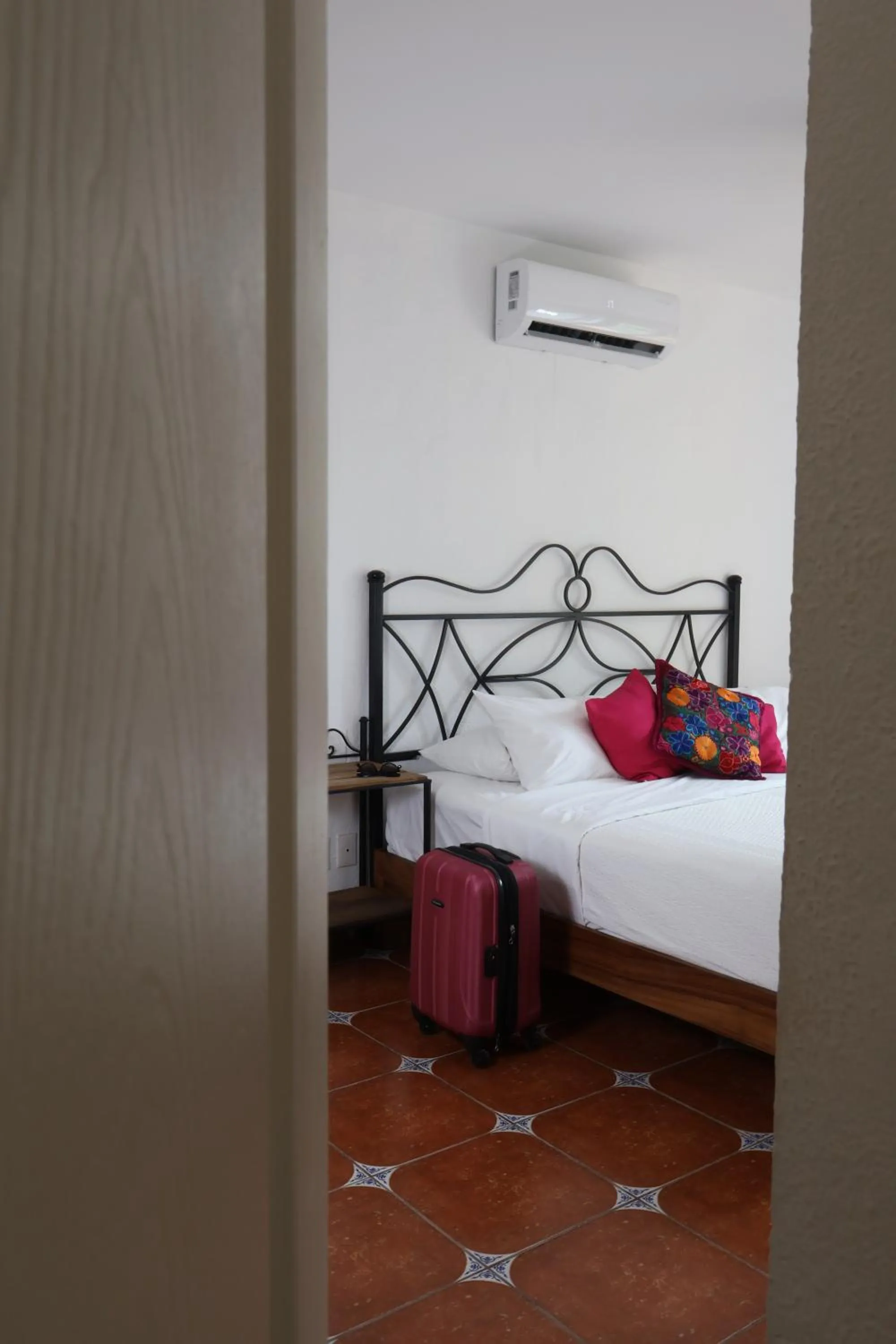 Bed in Casa Lotería -Pueblito Sayulita- Colorful, Family and Relax Experience with Private Parking and Pool