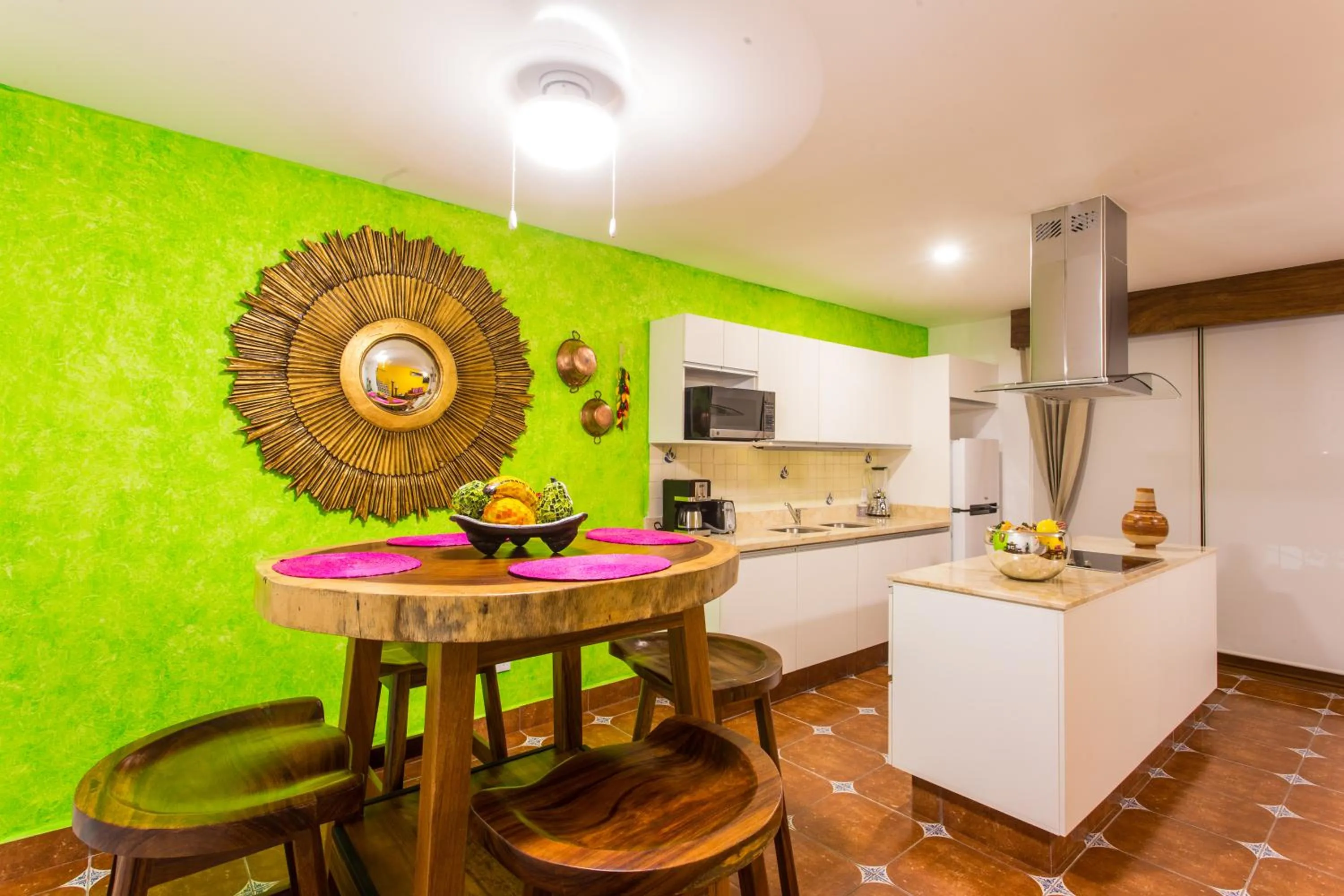 Kitchen or kitchenette in Casa Lotería -Pueblito Sayulita- Colorful, Family and Relax Experience with Private Parking and Pool