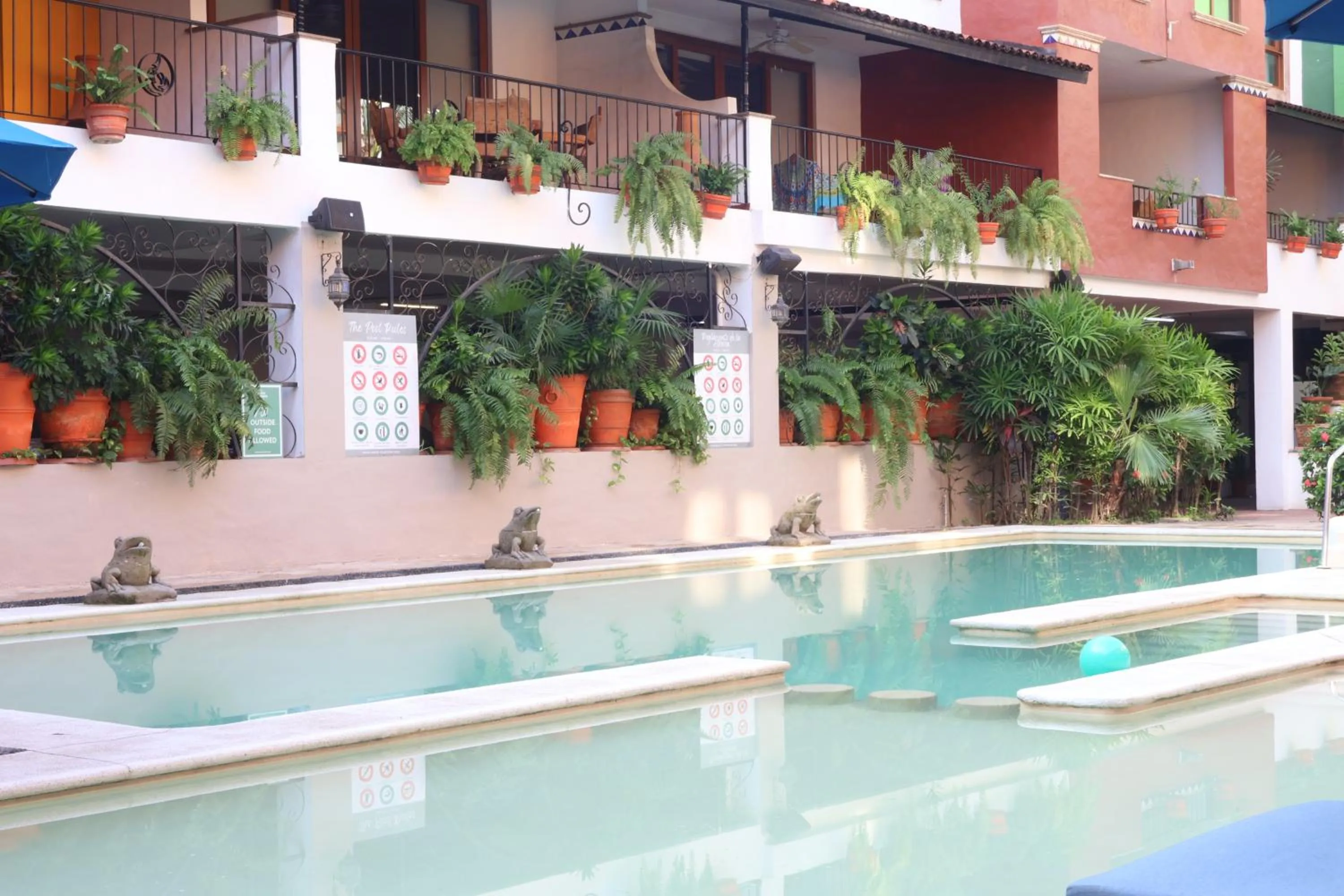 Swimming pool in Casa Lotería -Pueblito Sayulita- Colorful, Family and Relax Experience with Private Parking and Pool