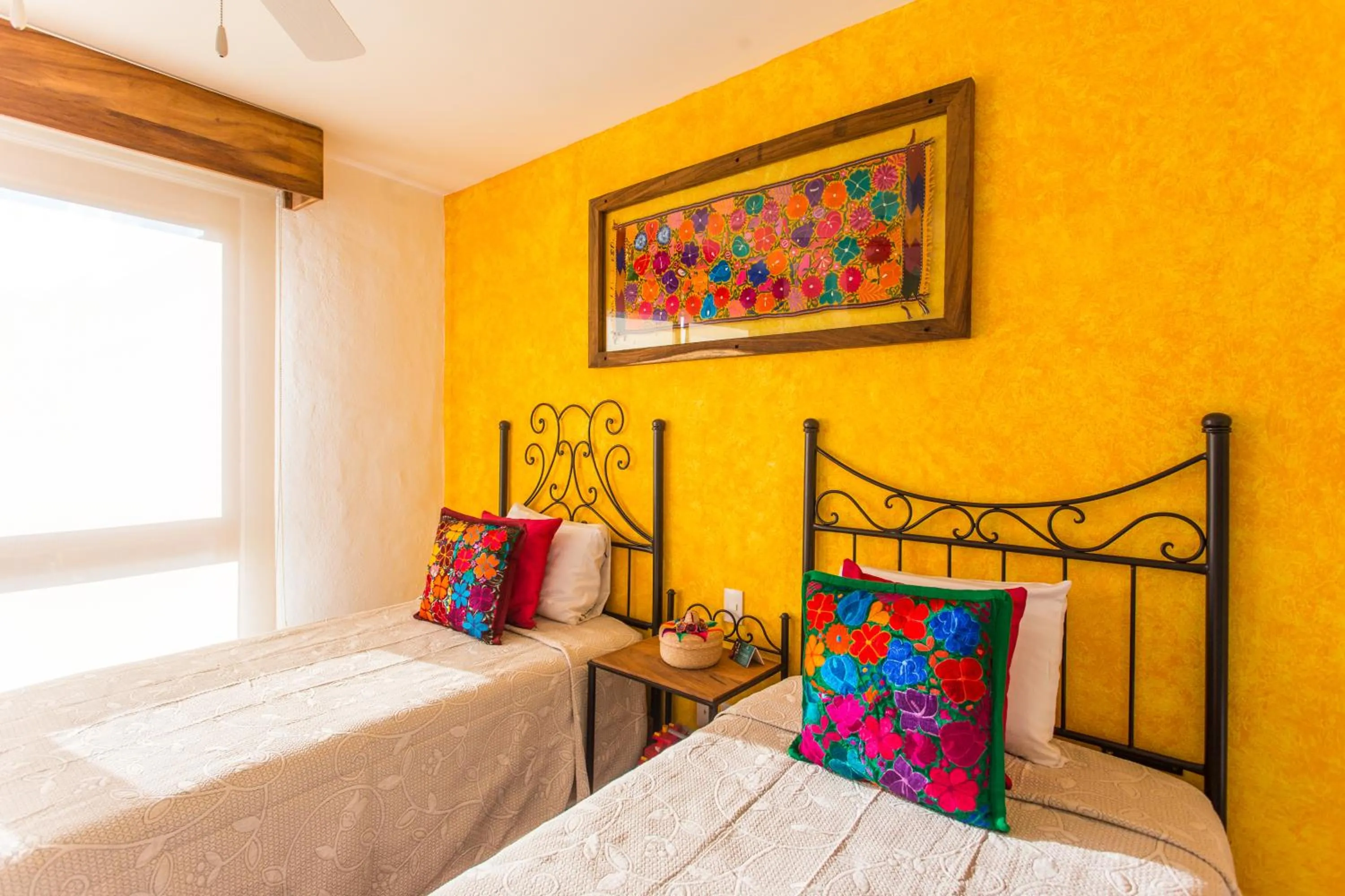 Bed in Casa Lotería -Pueblito Sayulita- Colorful, Family and Relax Experience with Private Parking and Pool
