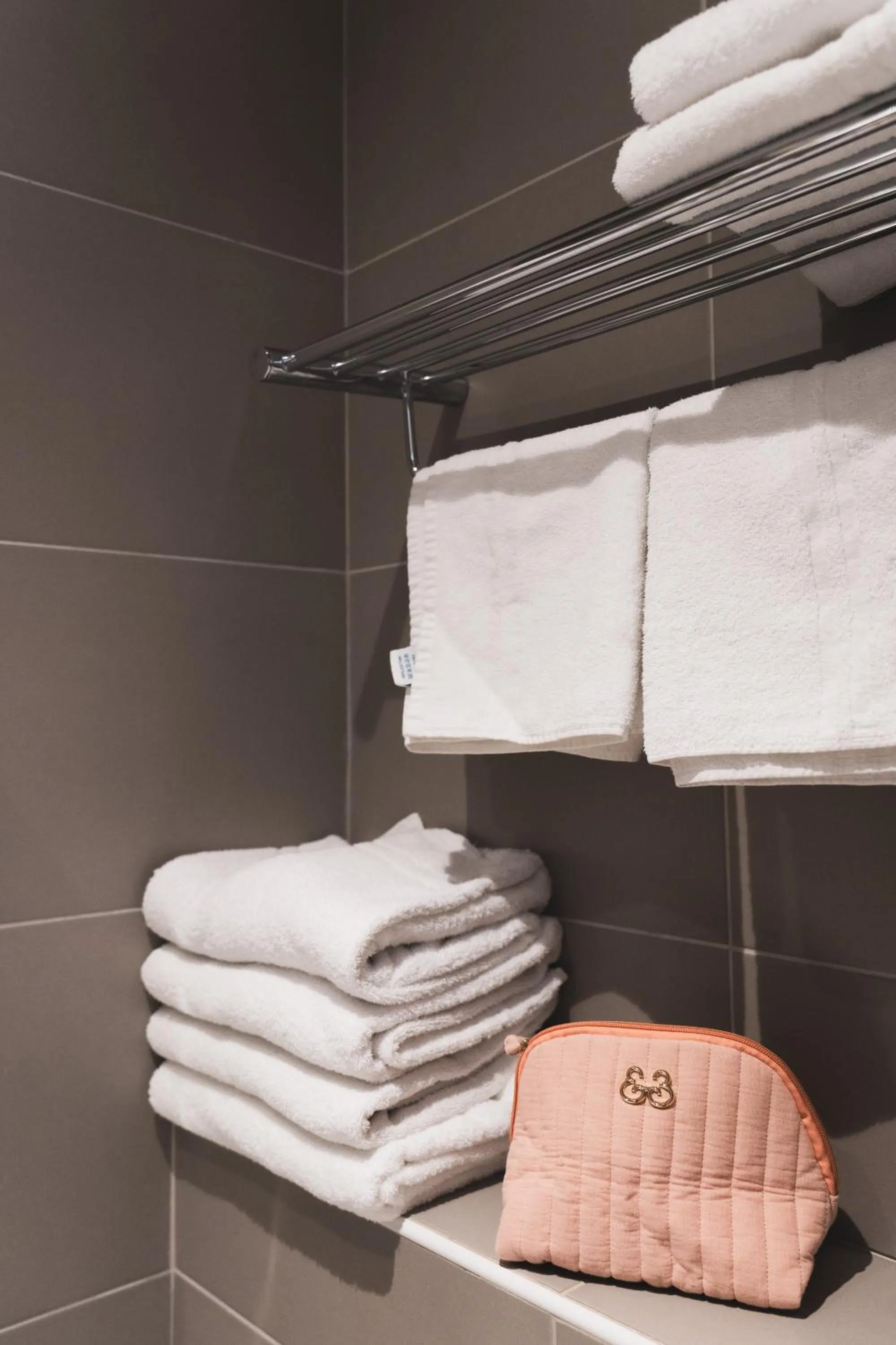 Bathroom in Hotel Corona -Rodier-