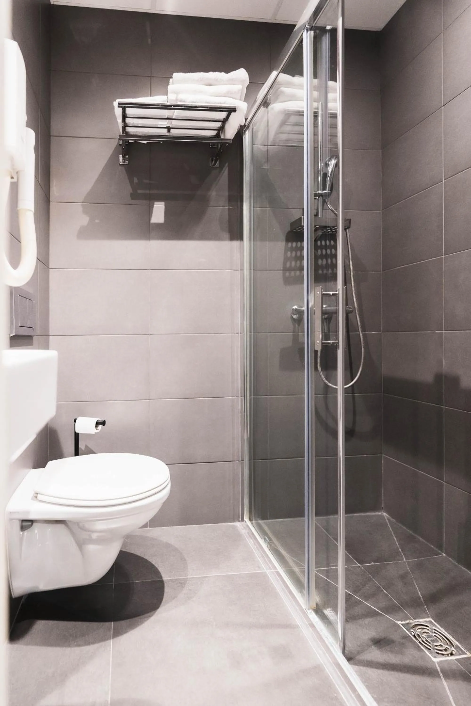 Bathroom in Hotel Corona -Rodier-