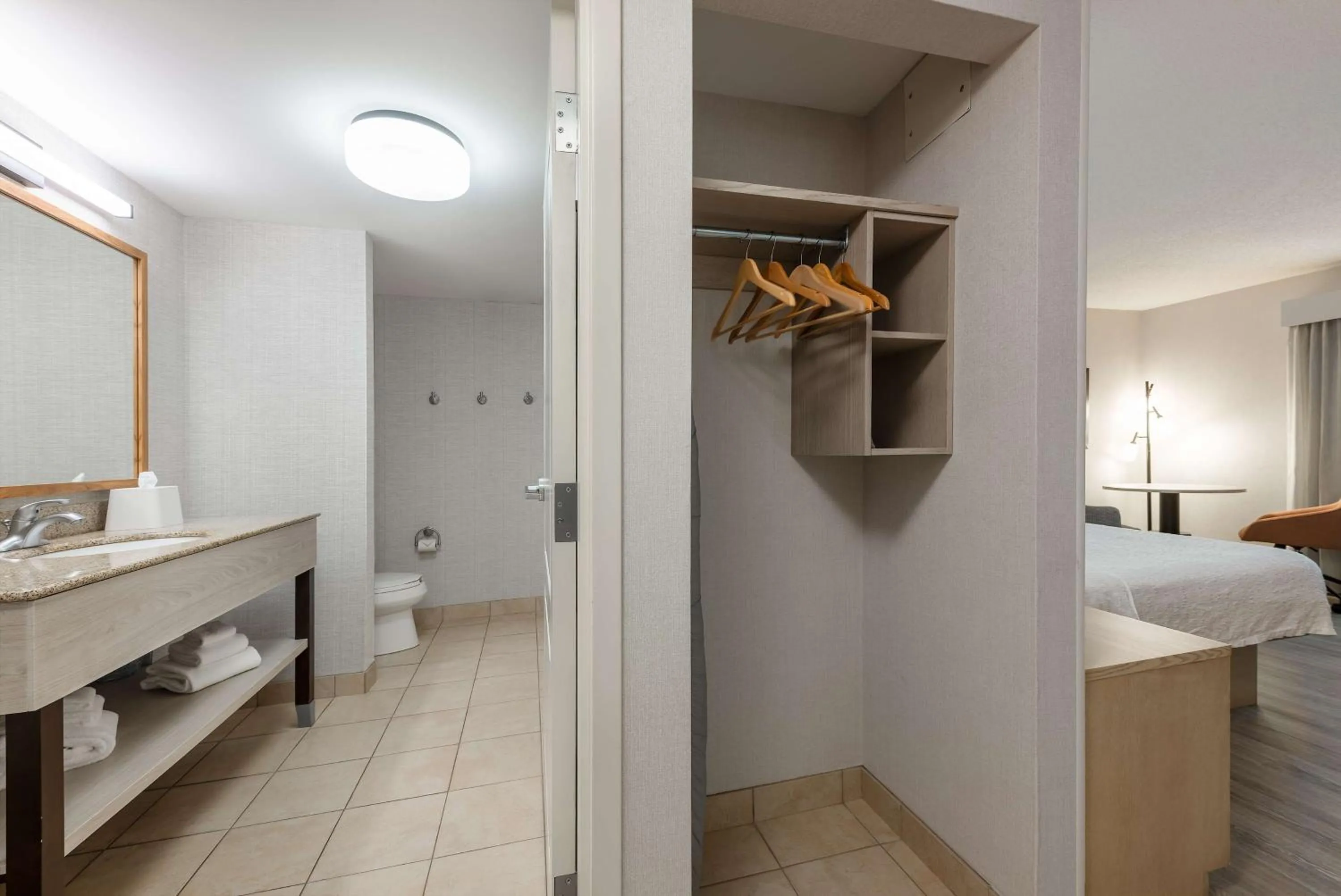 Bathroom, Bed in Hampton Inn & Suites by Hilton Moncton