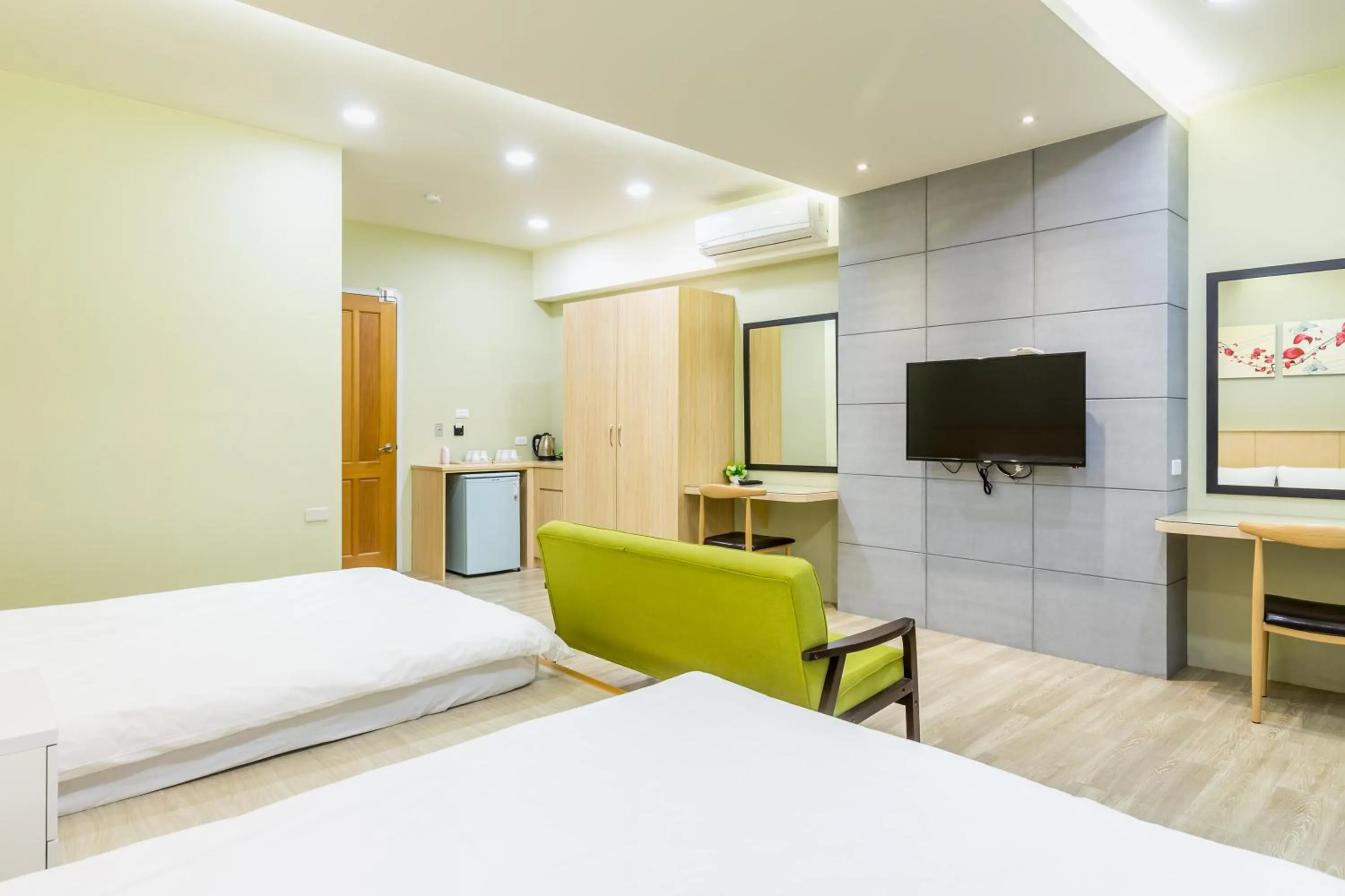 bunk bed, Bed in 良辰暖居