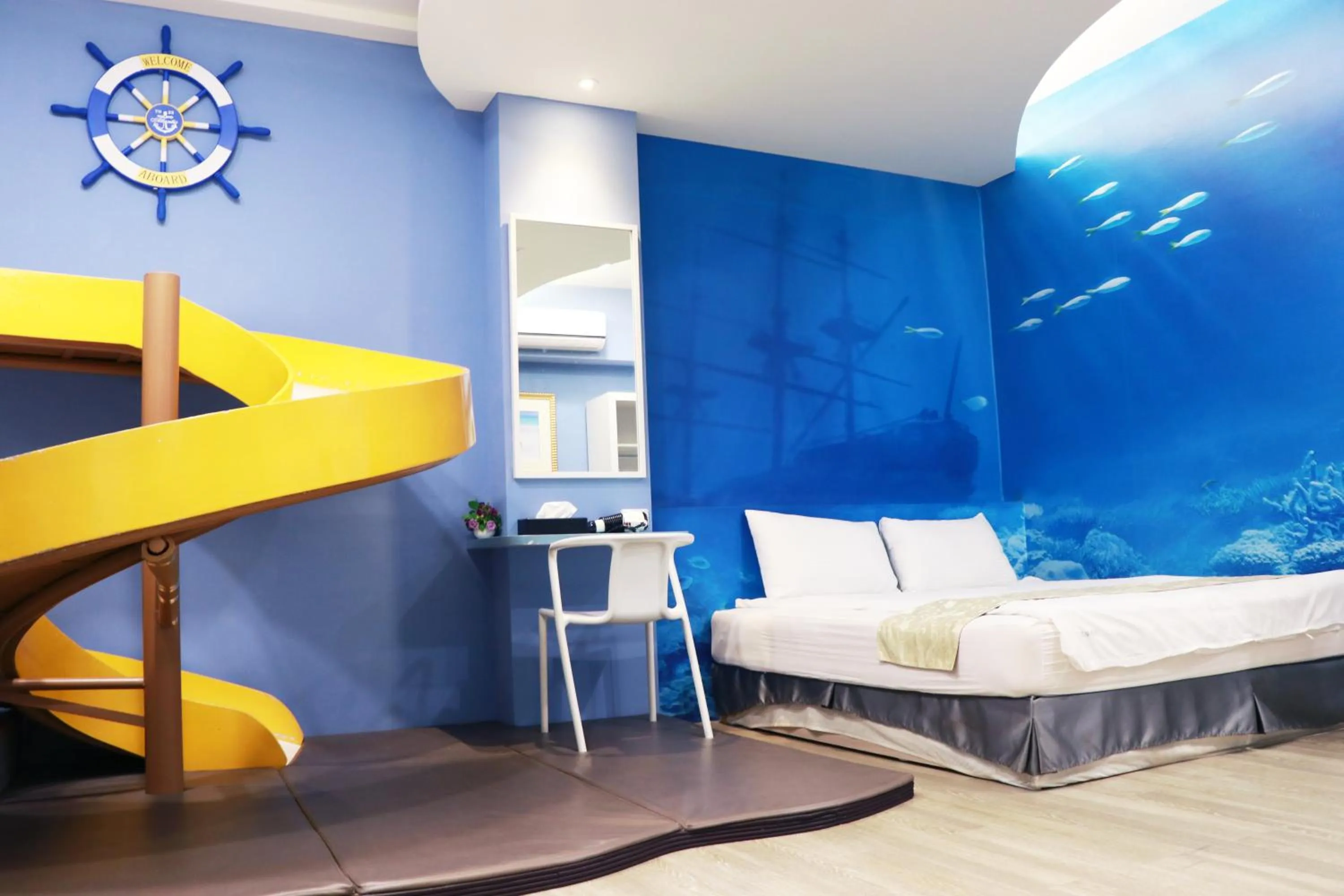 Bedroom, Bed in 良辰暖居