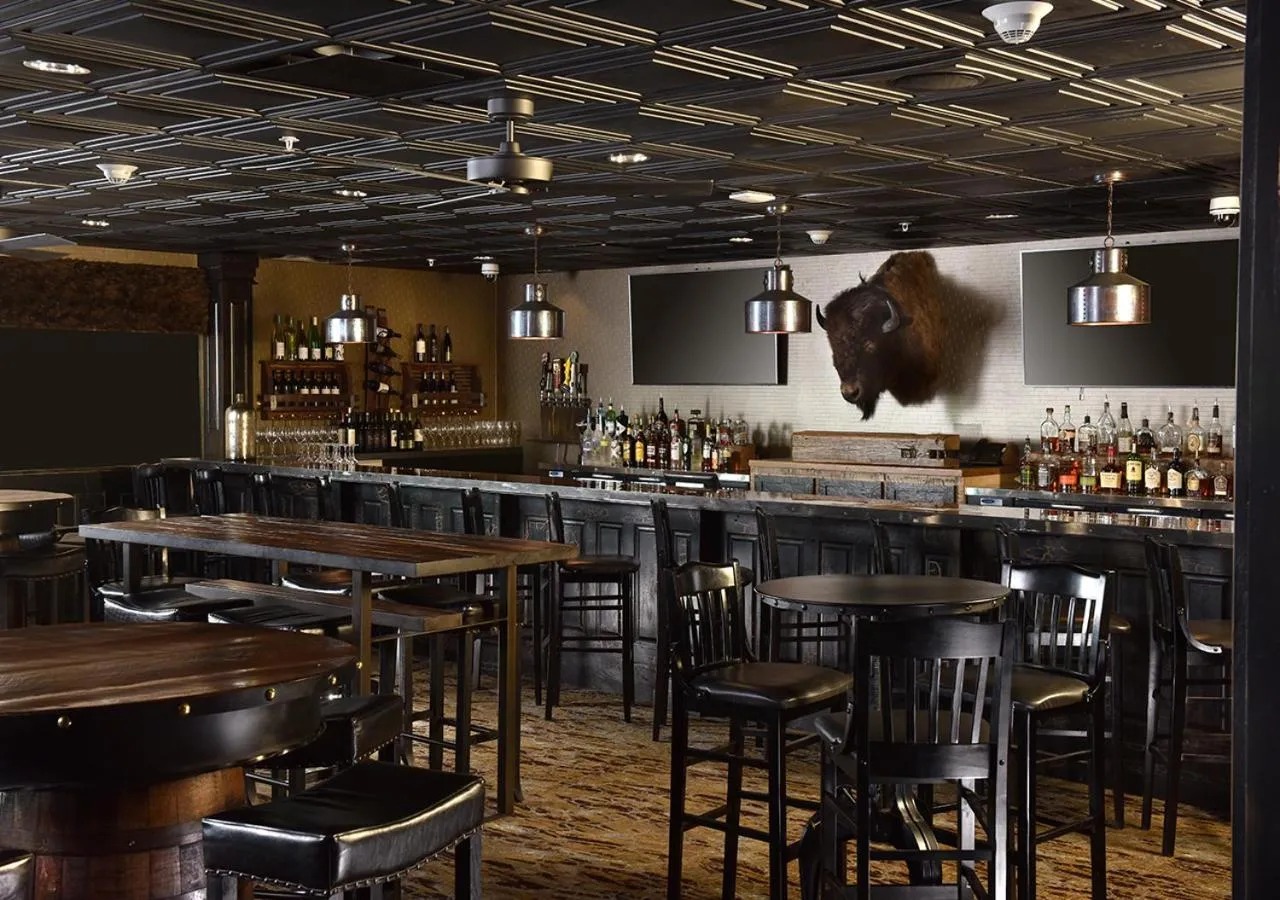 Lounge or bar in Stoney Creek Hotel Tulsa - Broken Arrow