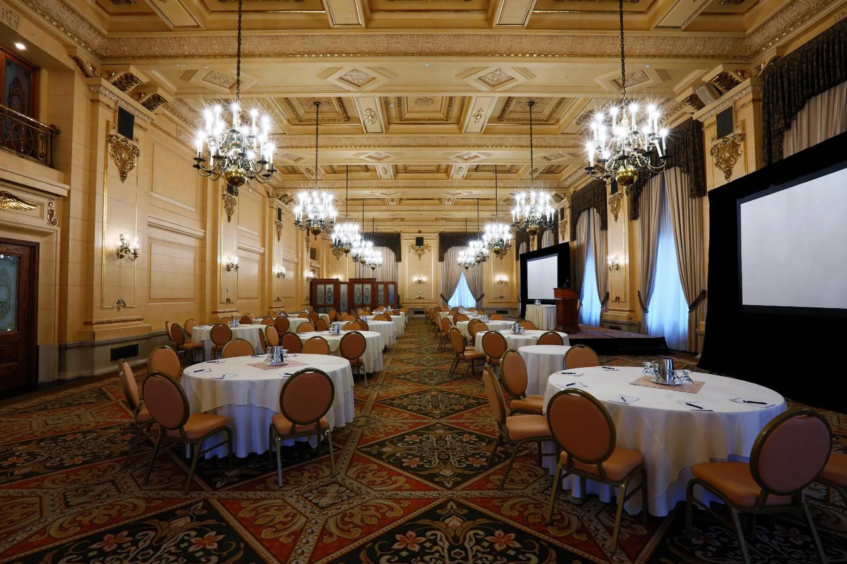 The Fort Garry Hotel, Spa and Conference Centre, an Ascend Collection Hotel