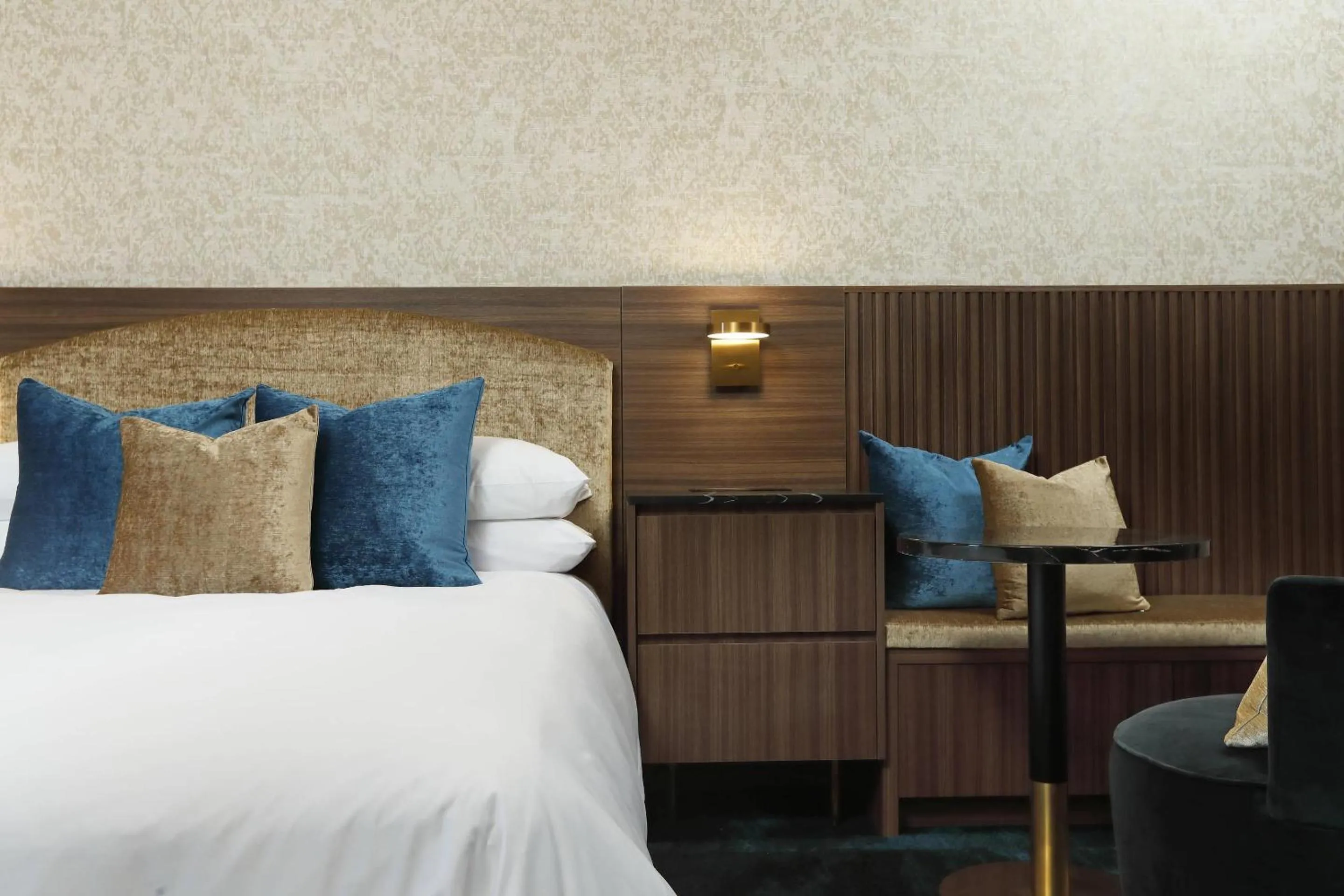Bedroom, Bed in The Fort Garry Hotel, Spa and Conference Centre, an Ascend Collection Hotel