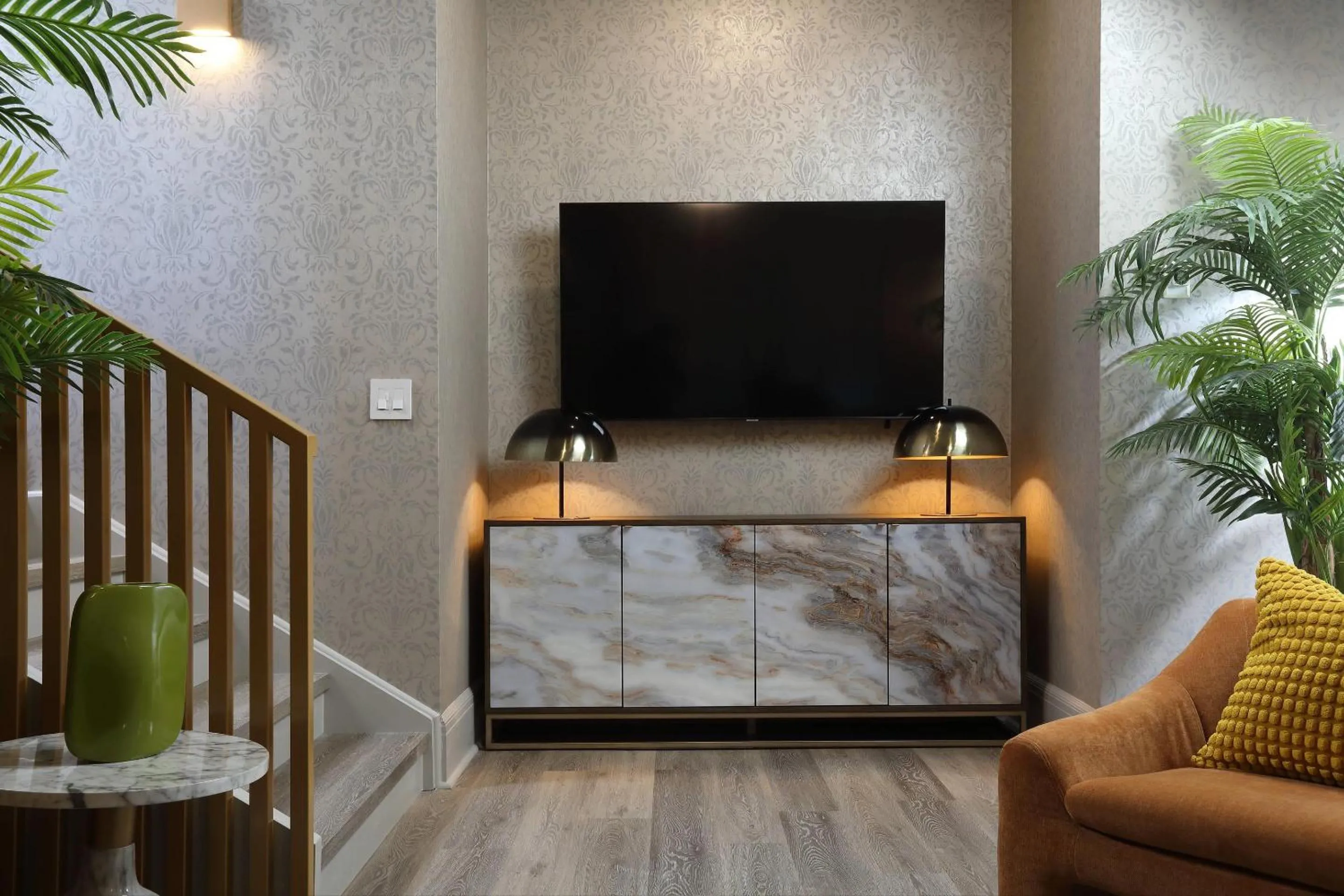 Bedroom in The Fort Garry Hotel, Spa and Conference Centre, an Ascend Collection Hotel
