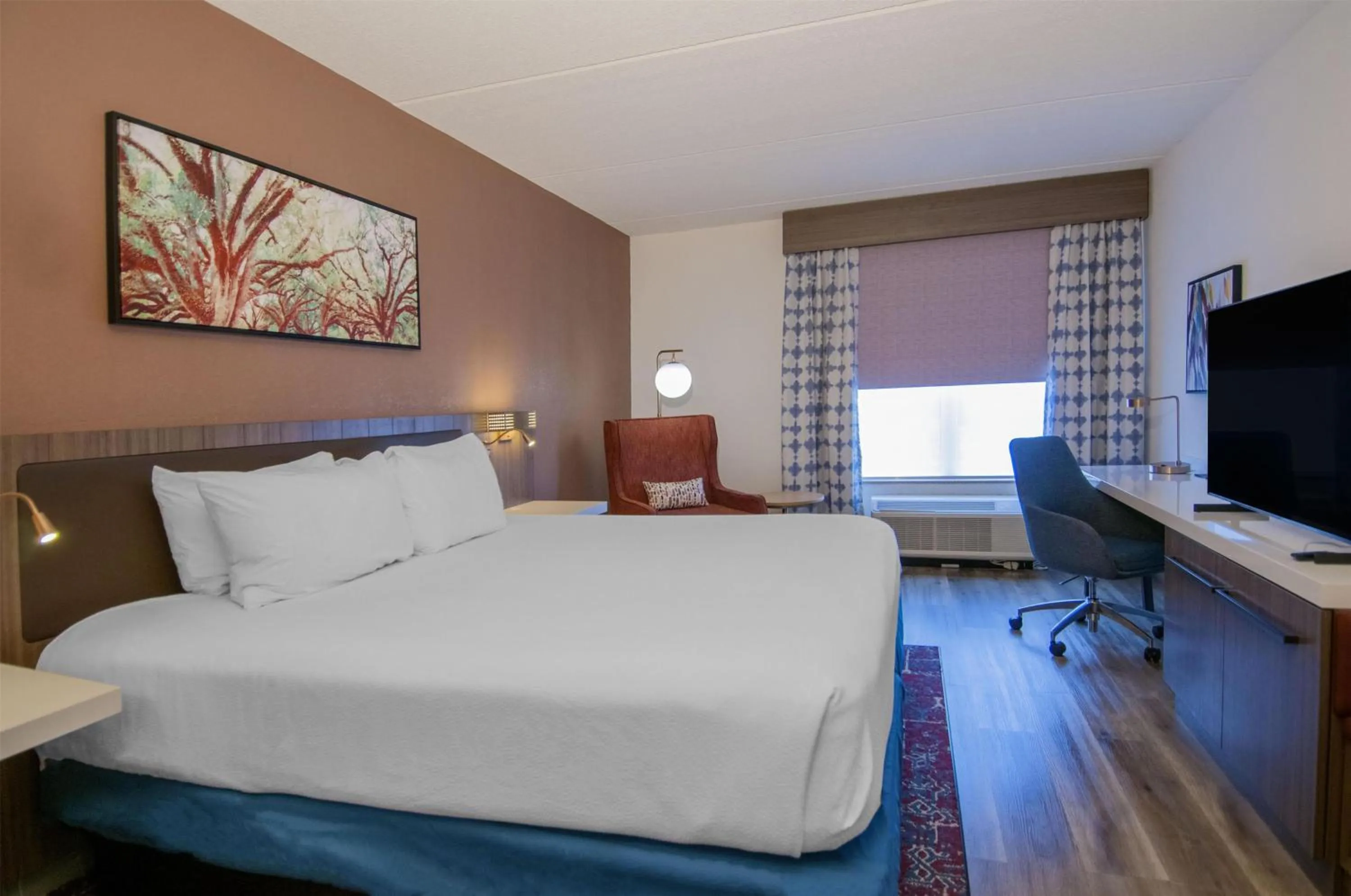 Bedroom, Bed in Hilton Garden Inn Hattiesburg