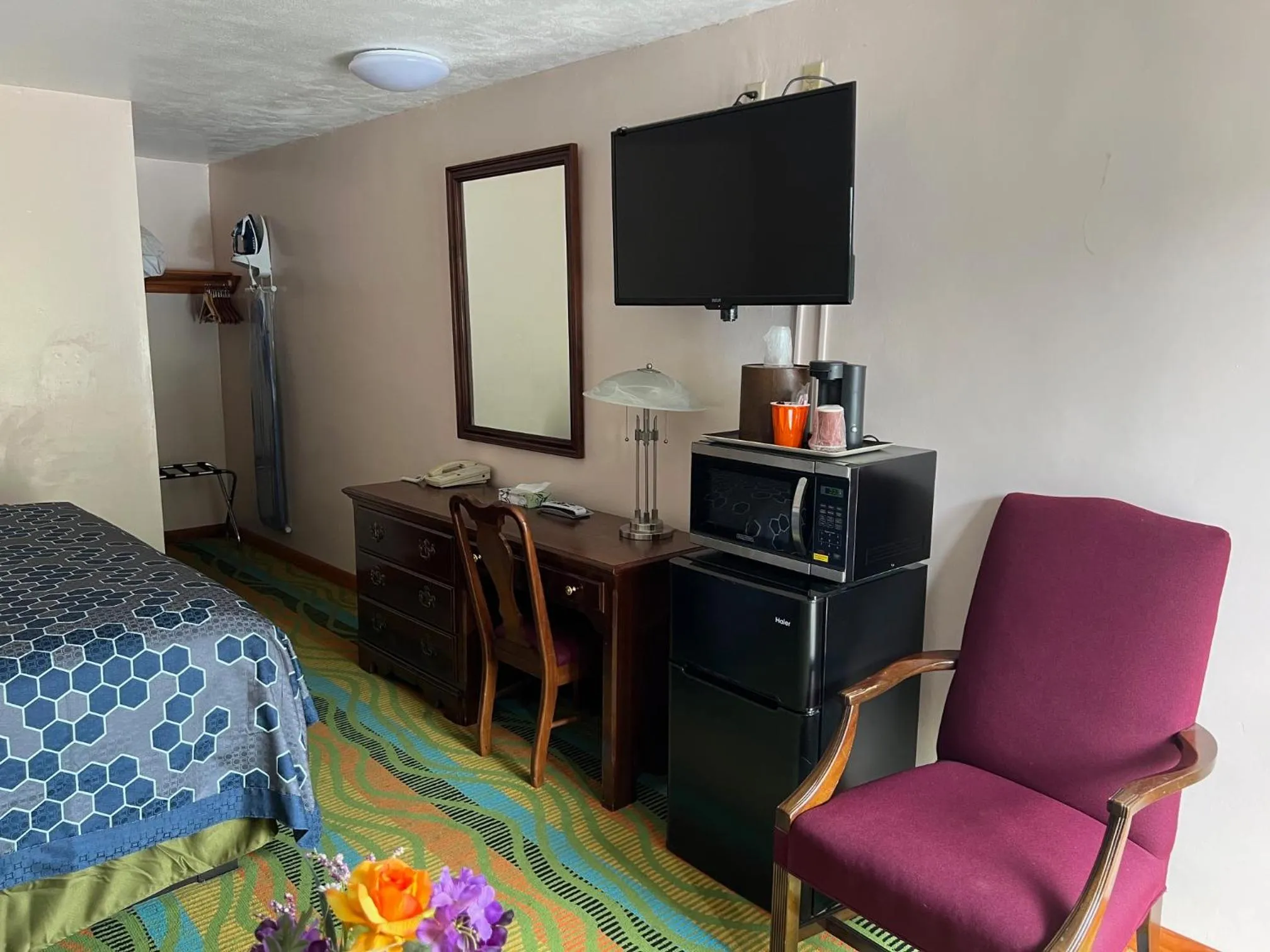 Bed in Atlantic Motel