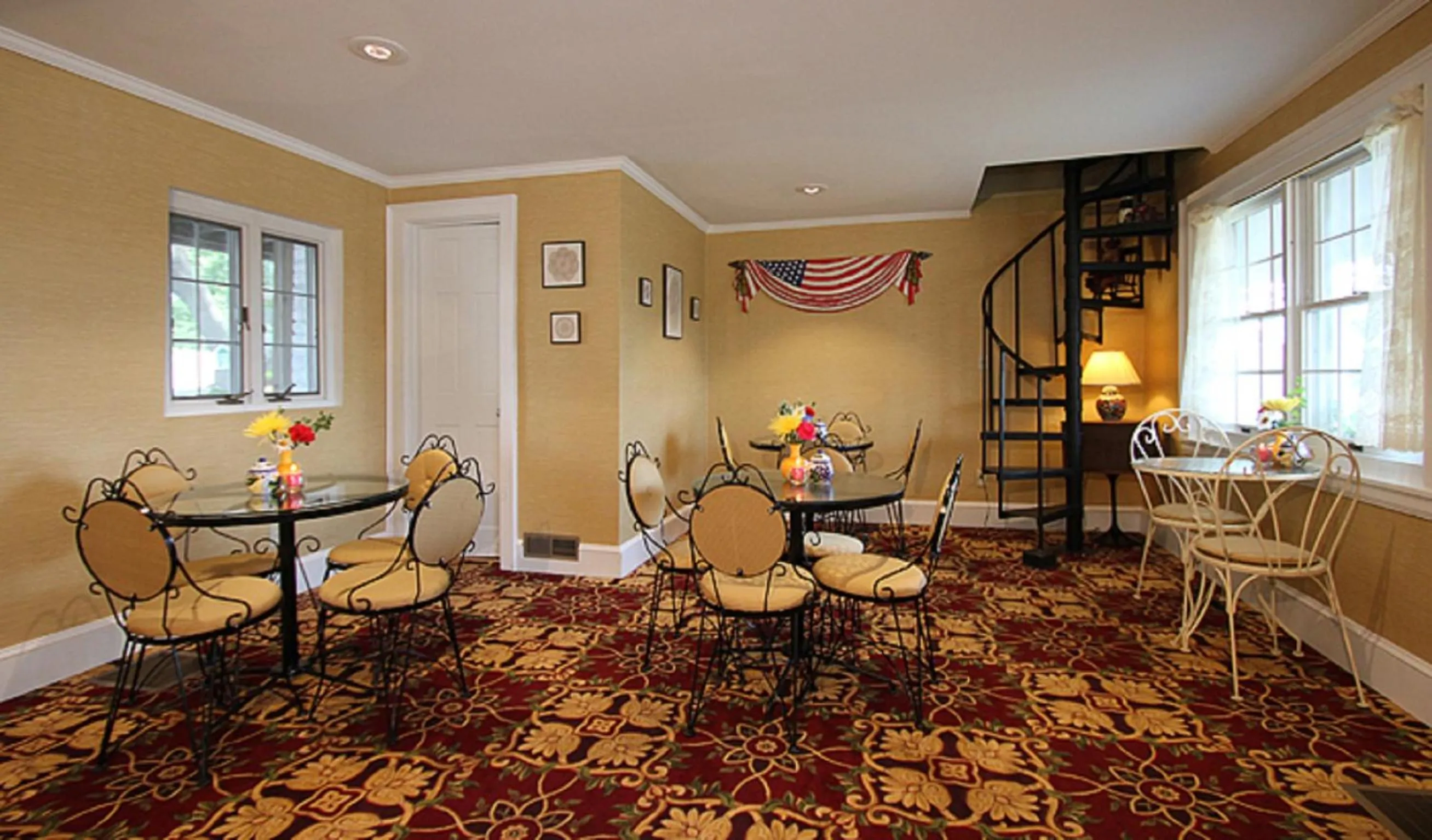 Restaurant/places to eat in Skaket Beach Motel