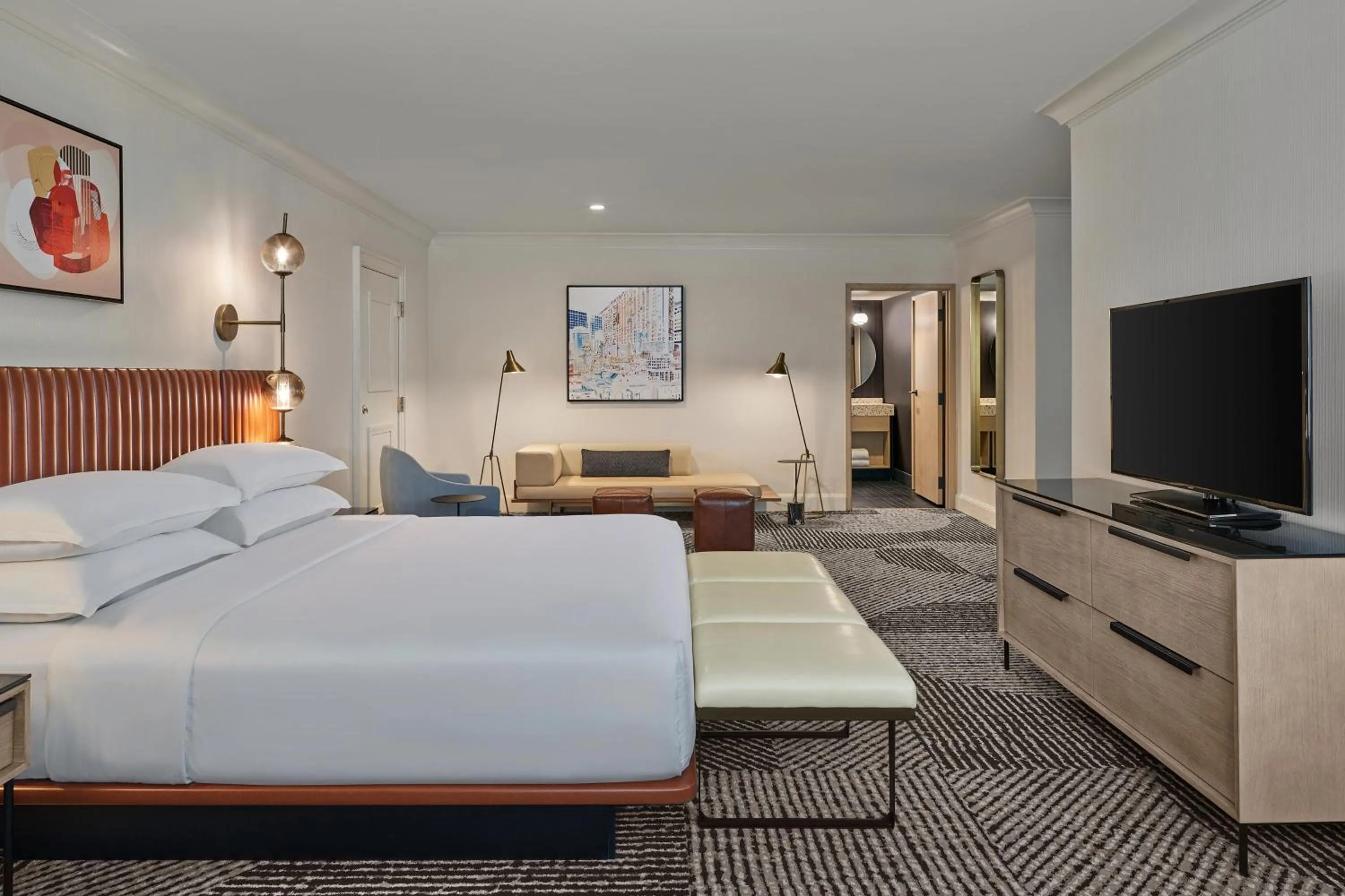 Bedroom, Bed in Sheraton Denver Downtown Hotel