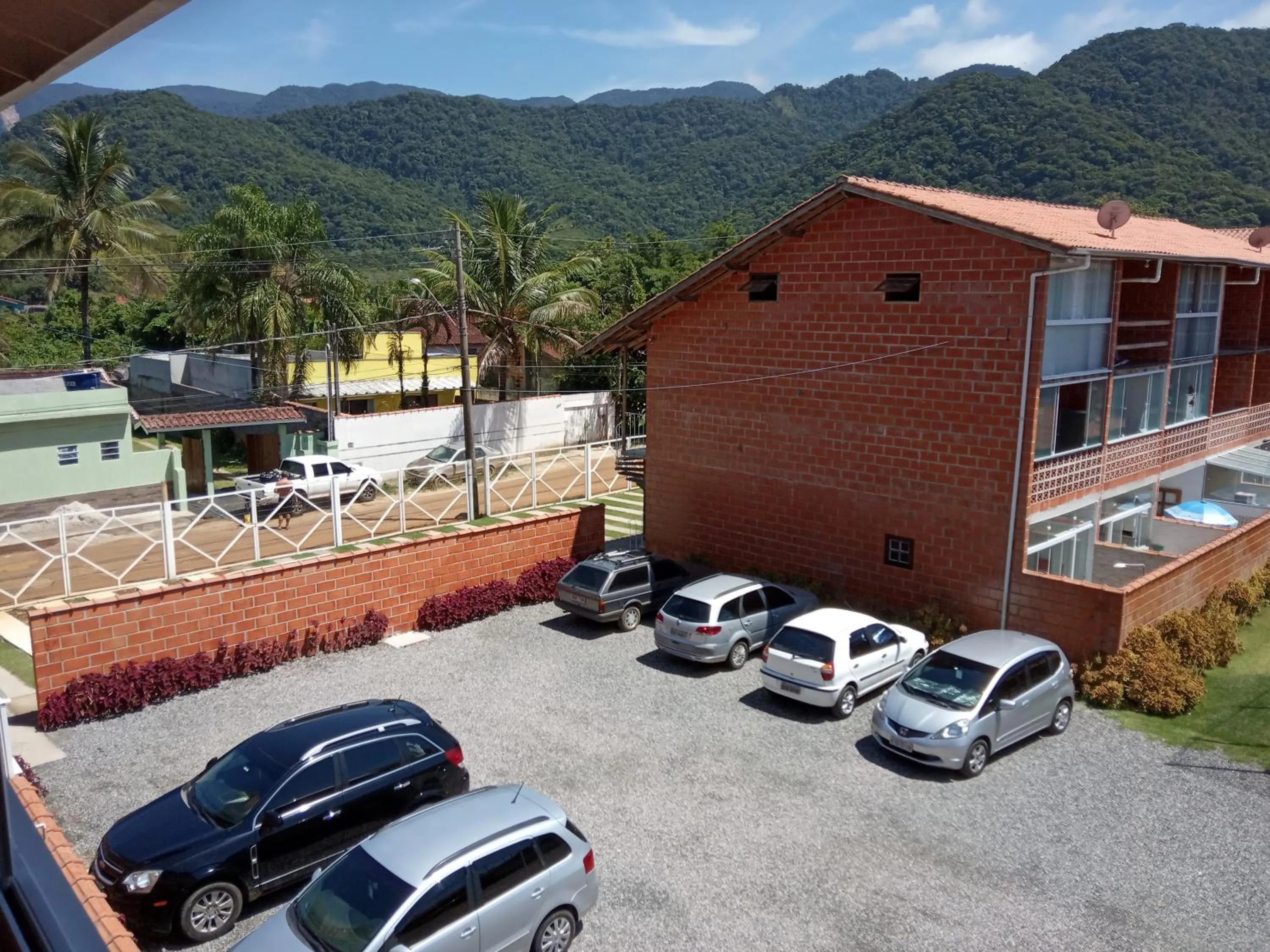 Mountain view in Maranduba Ville II