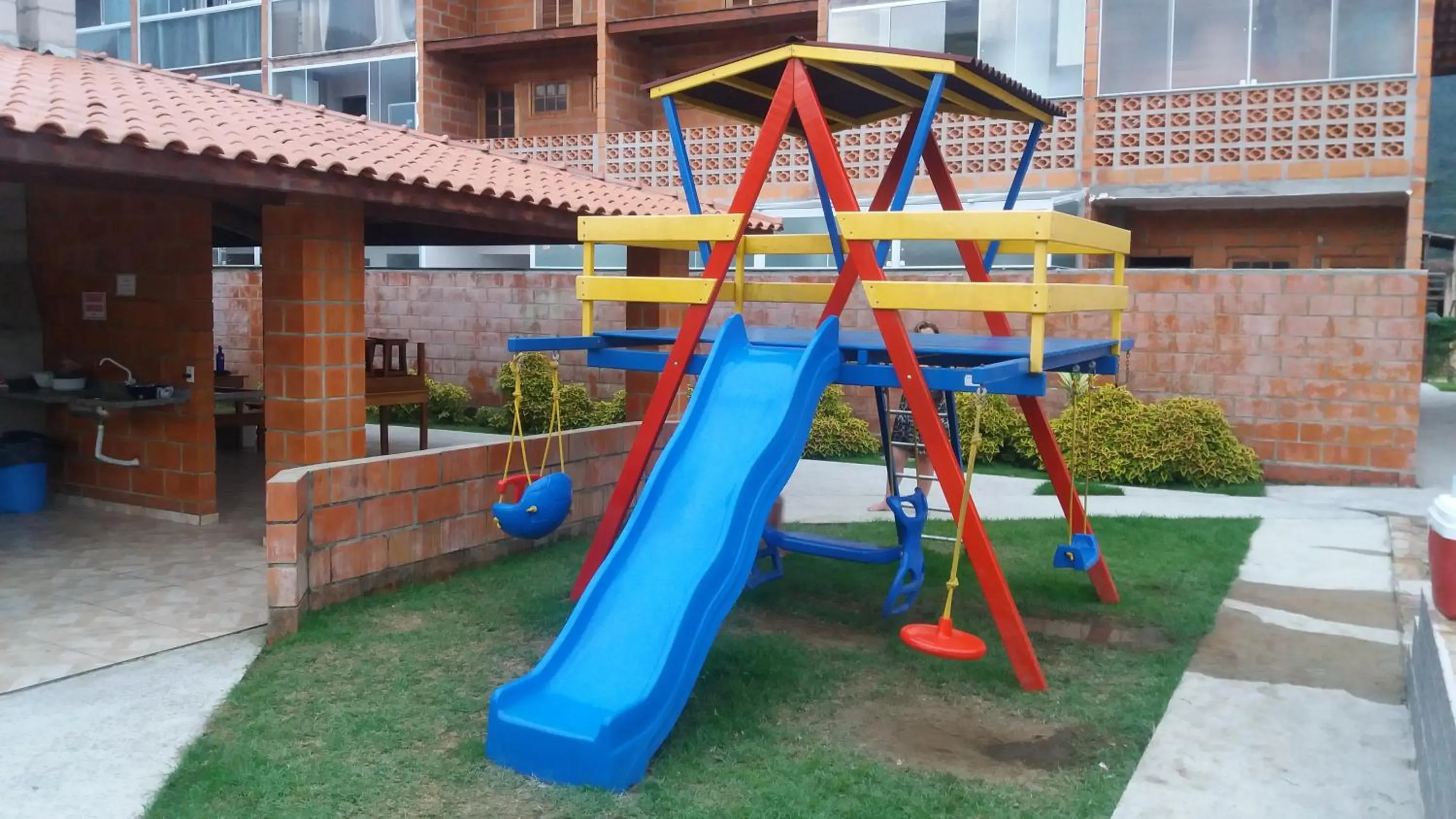 Children play ground in Maranduba Ville II