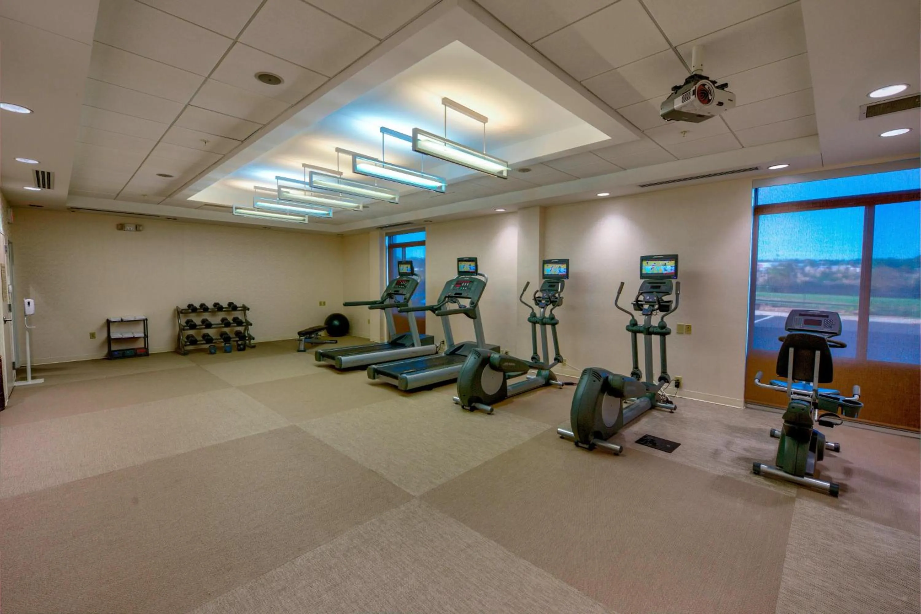 Fitness centre/facilities in SpringHill Suites by Marriott Macon