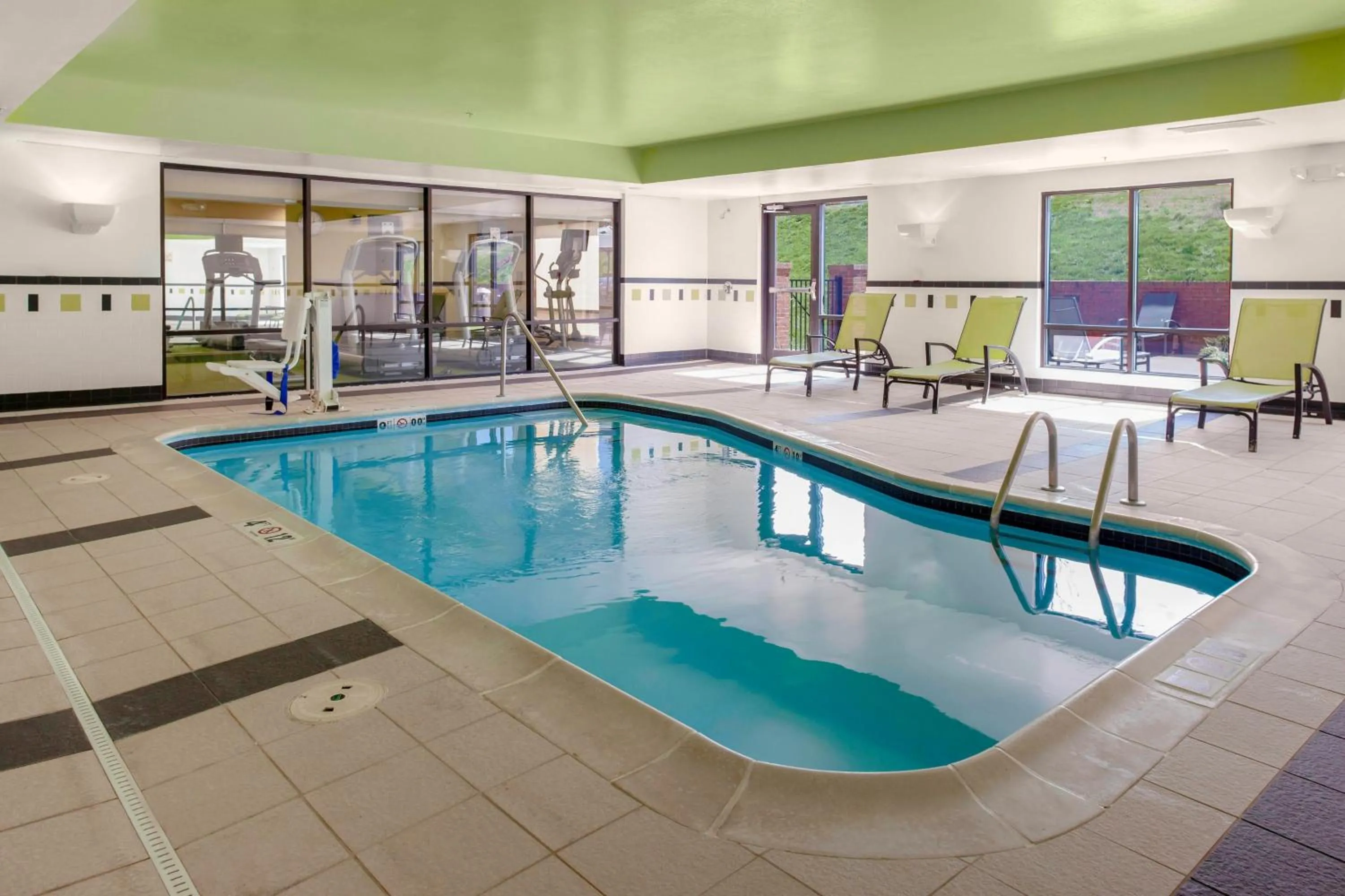 Swimming pool in Fairfield Inn & Suites by Marriott Matthews Charlotte