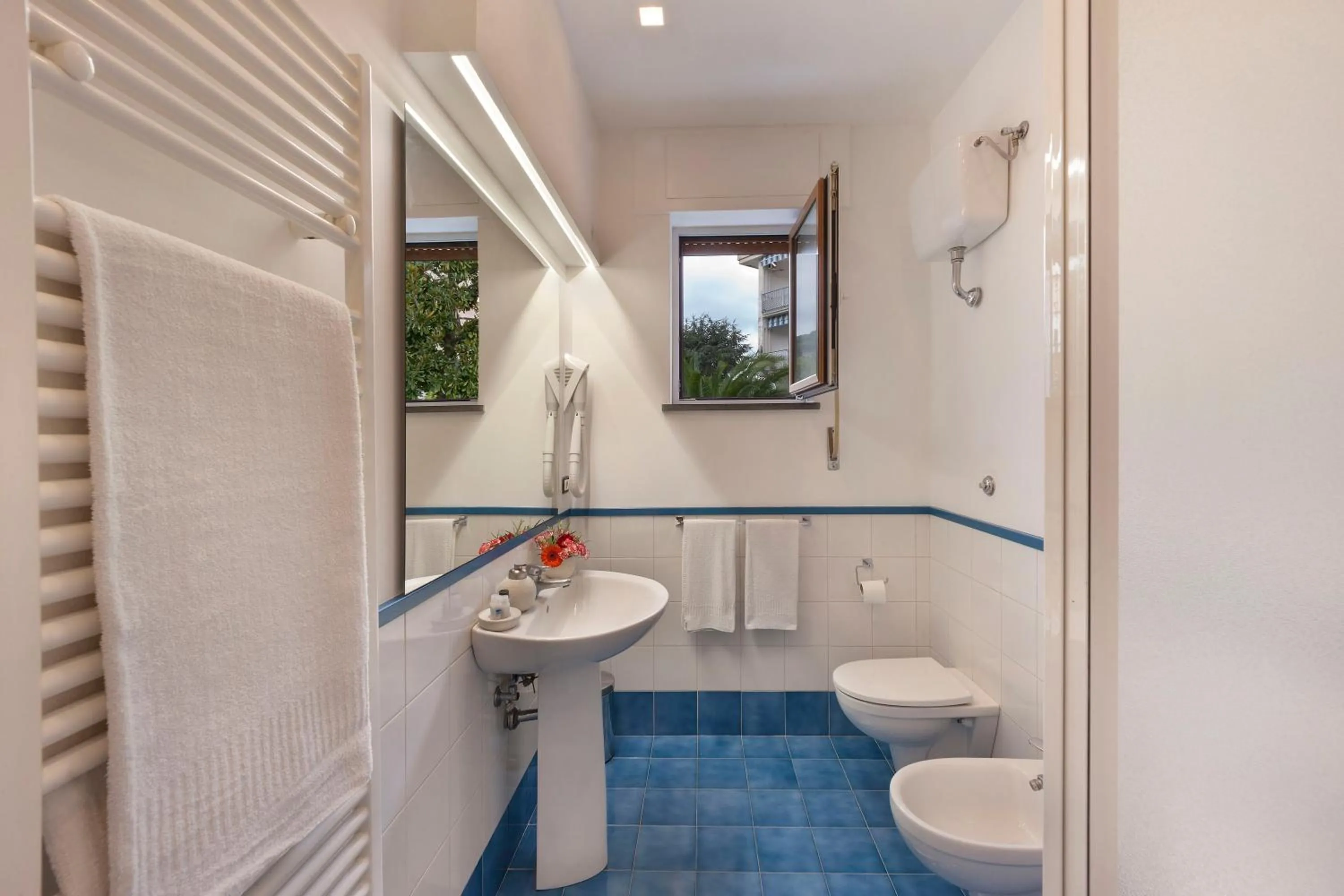 Bathroom in Casa Aurora - Stay in Sorrento
