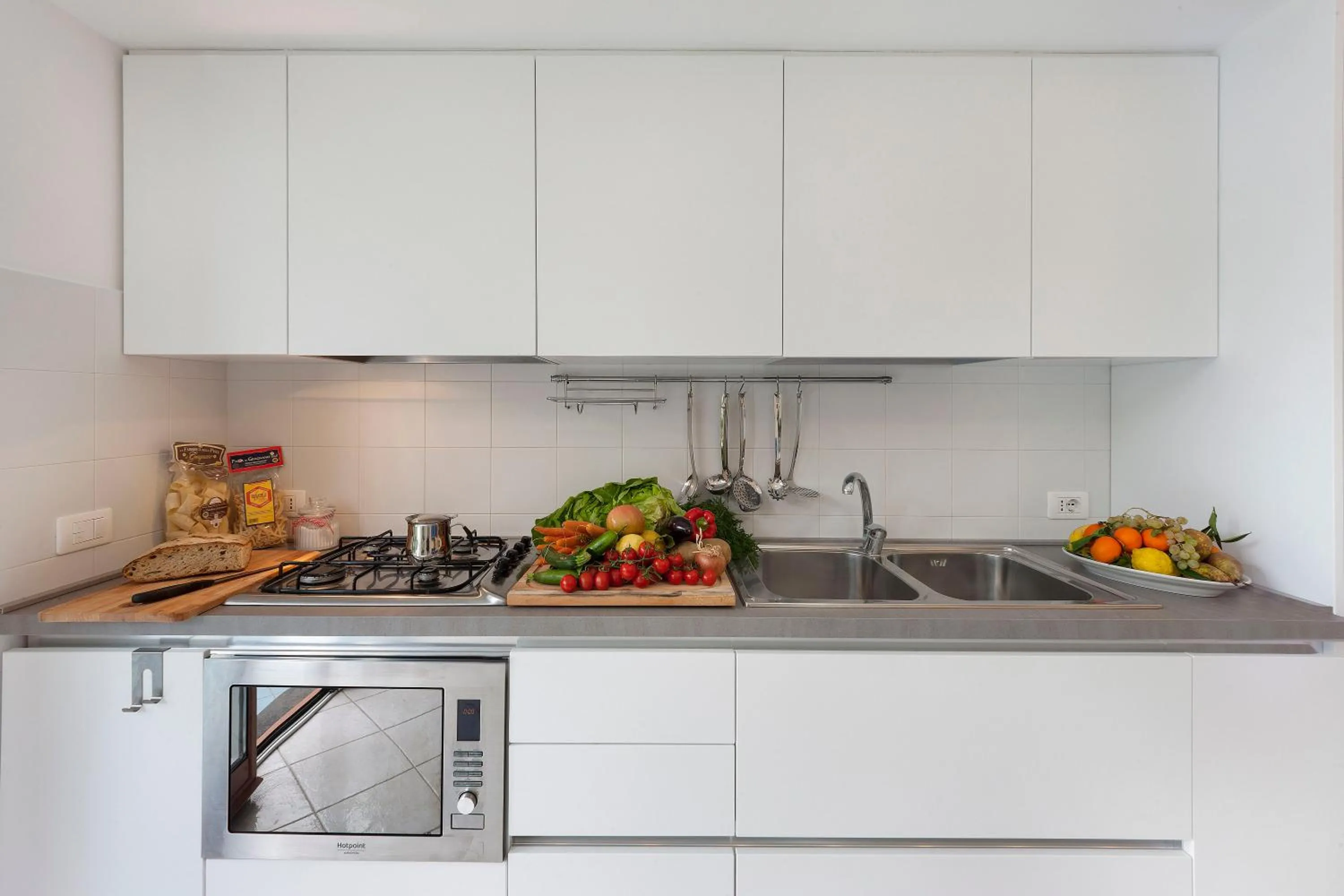 Kitchen or kitchenette in Casa Aurora - Stay in Sorrento