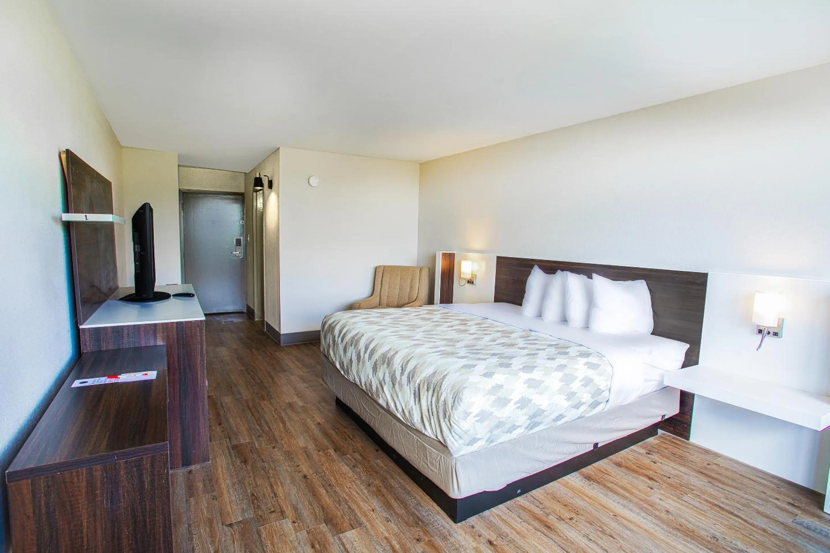 Bed in Americas Best Value Inn Winston-Salem