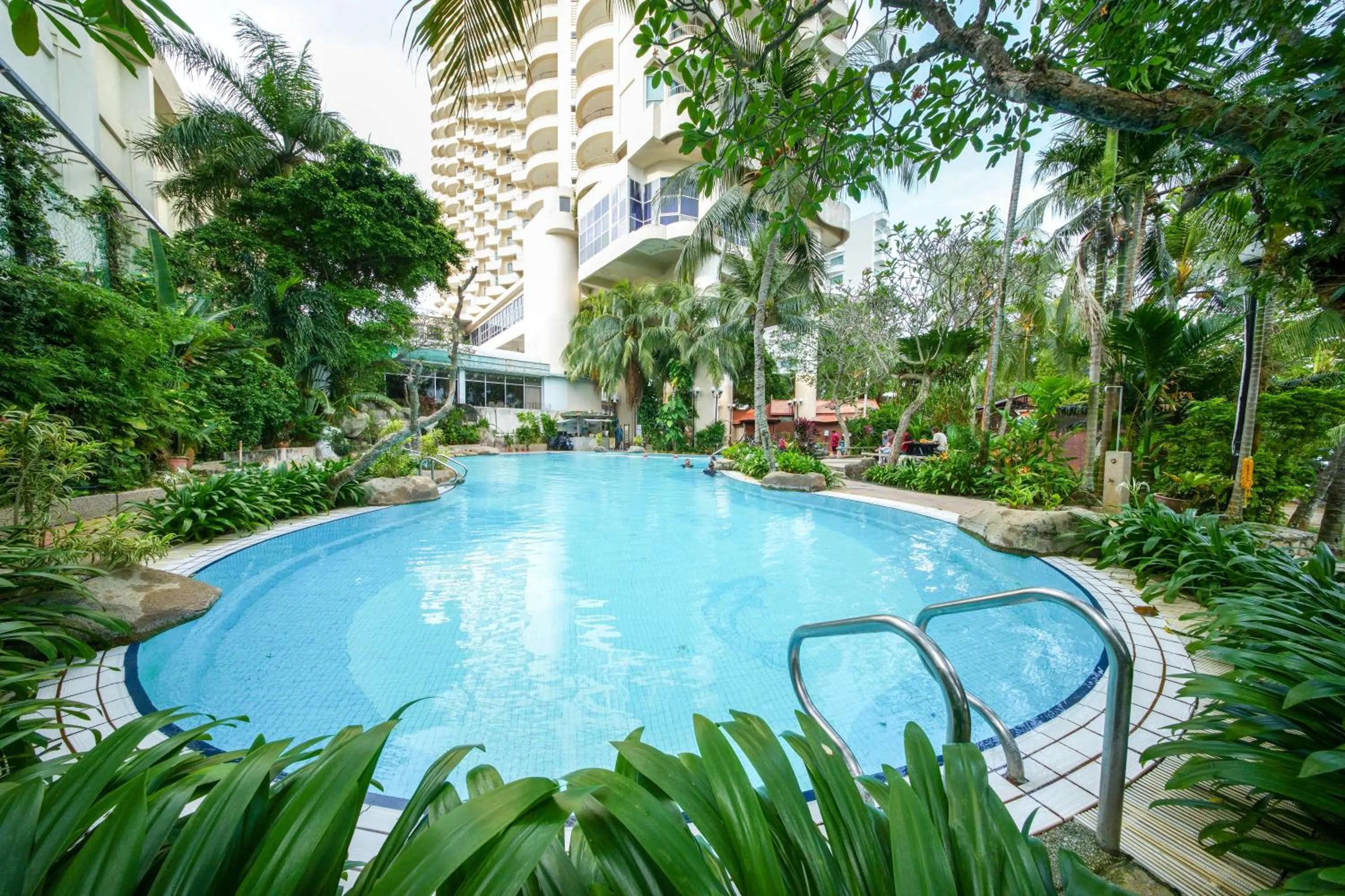 Natural landscape in Rainbow Paradise Beach Resort