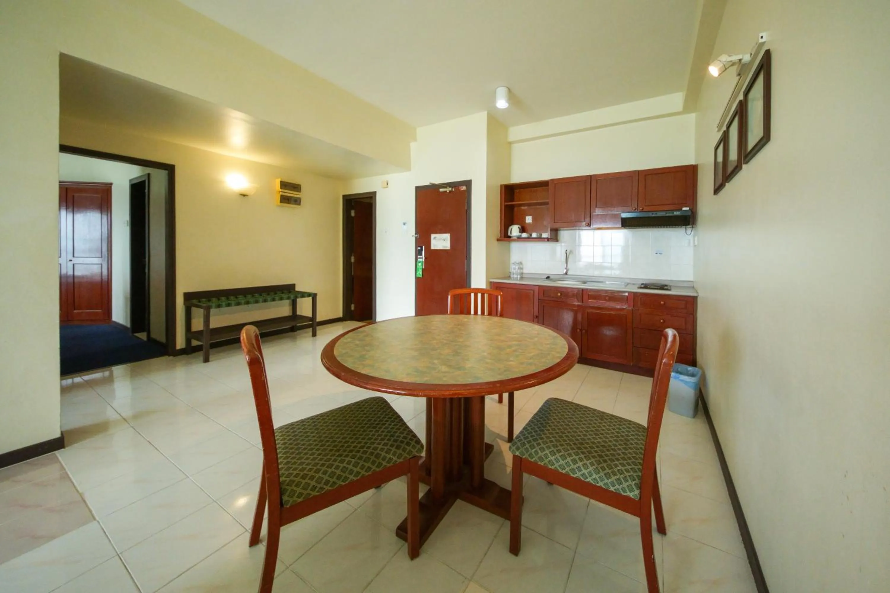 Dining area in Rainbow Paradise Beach Resort